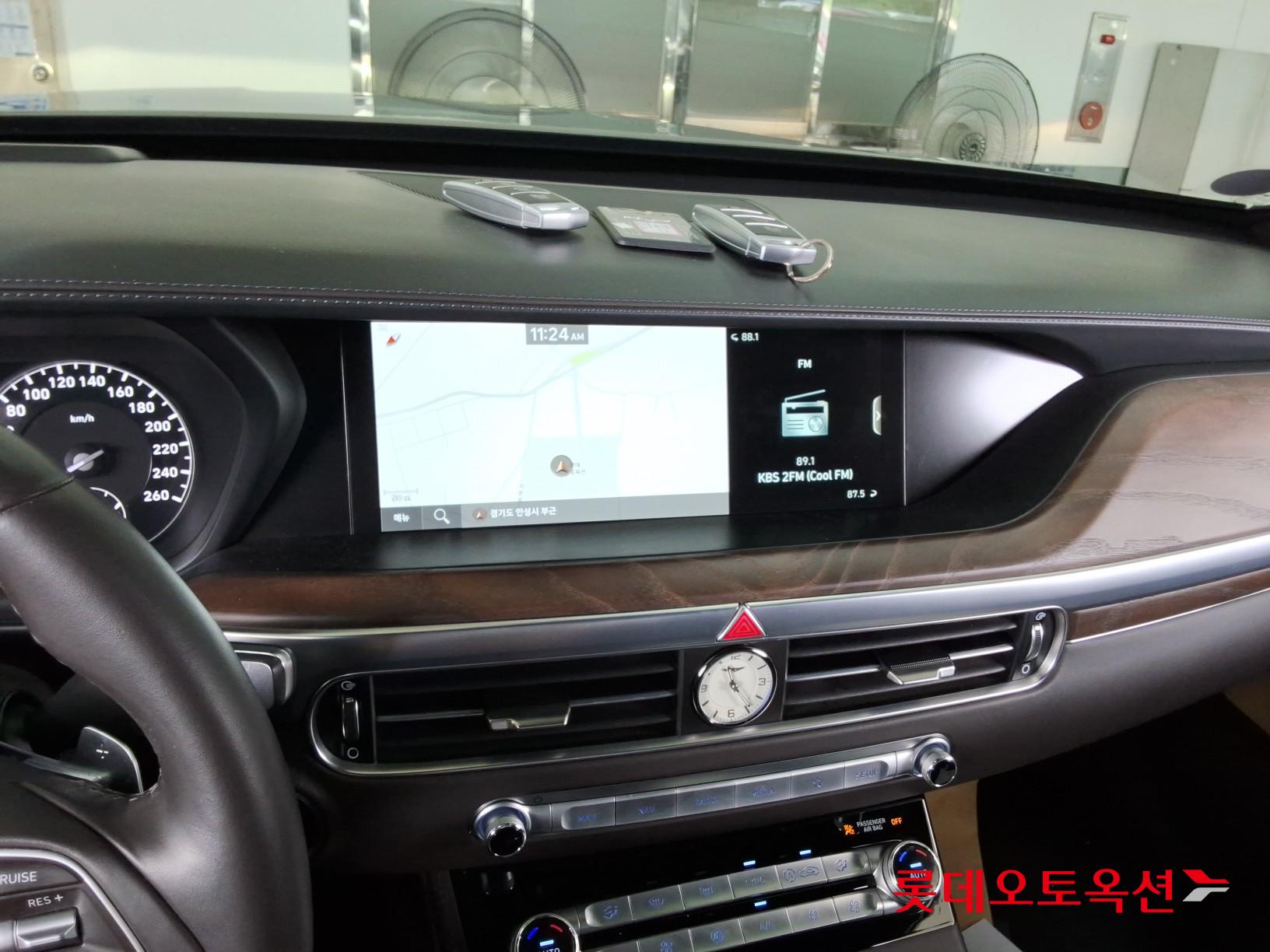 2020 - genesis g90