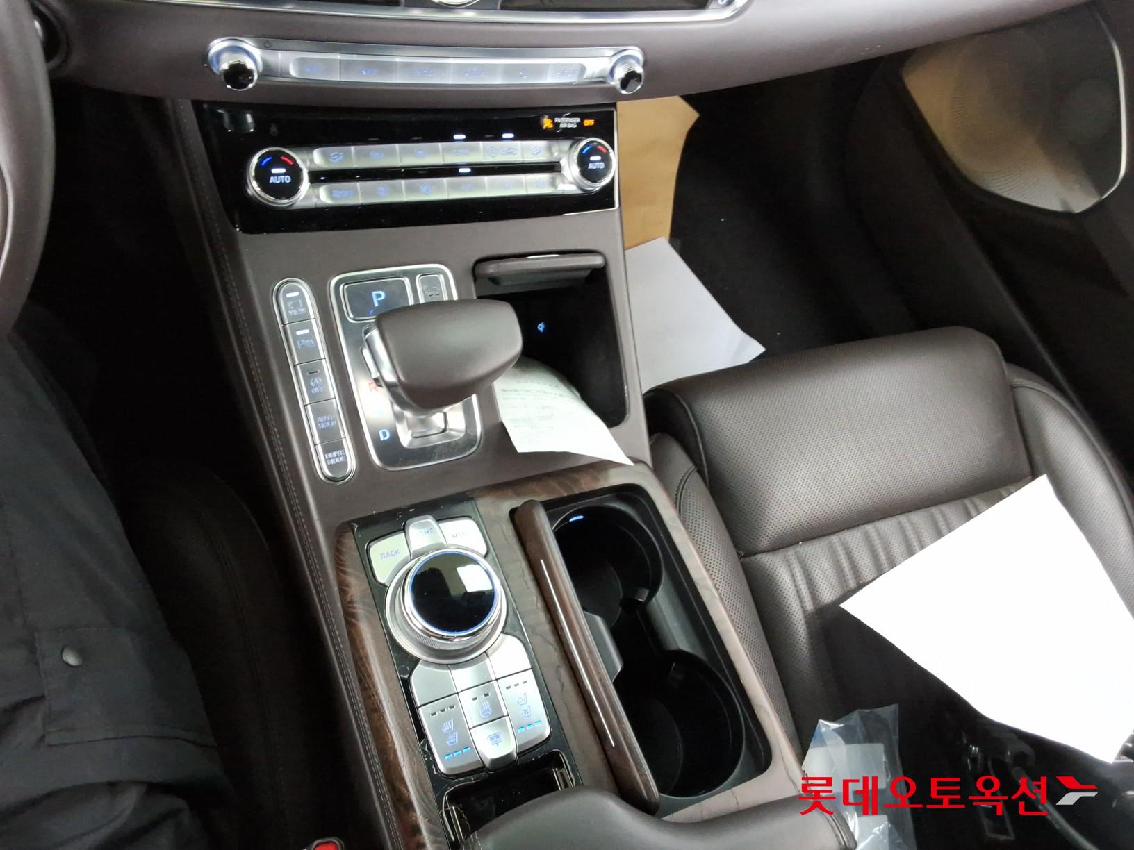 2020 - genesis g90