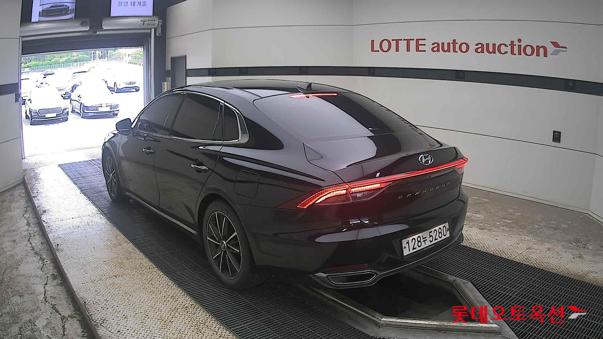 2020 - hyundai grandeur
