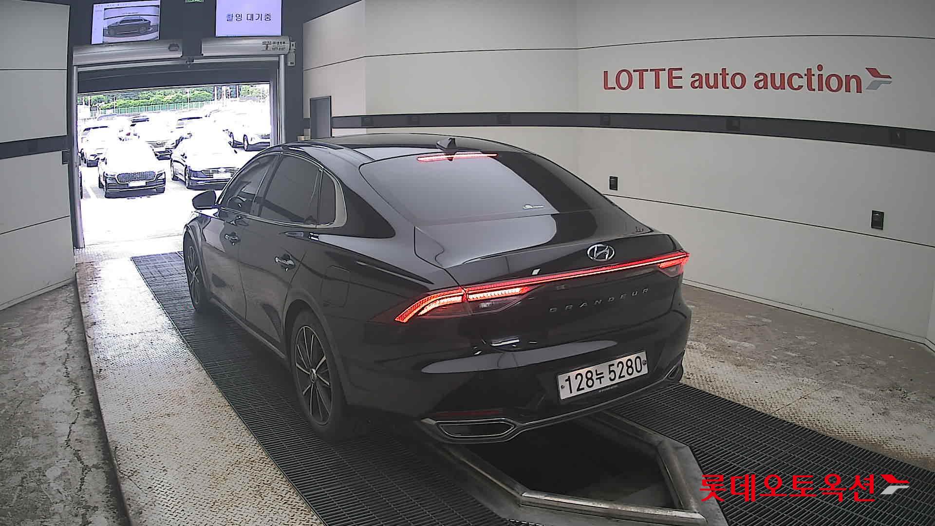 2020 - hyundai grandeur