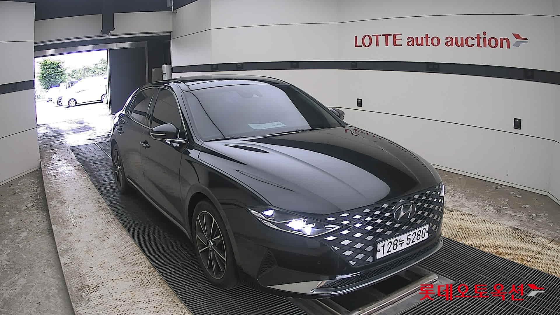 2020 - hyundai grandeur