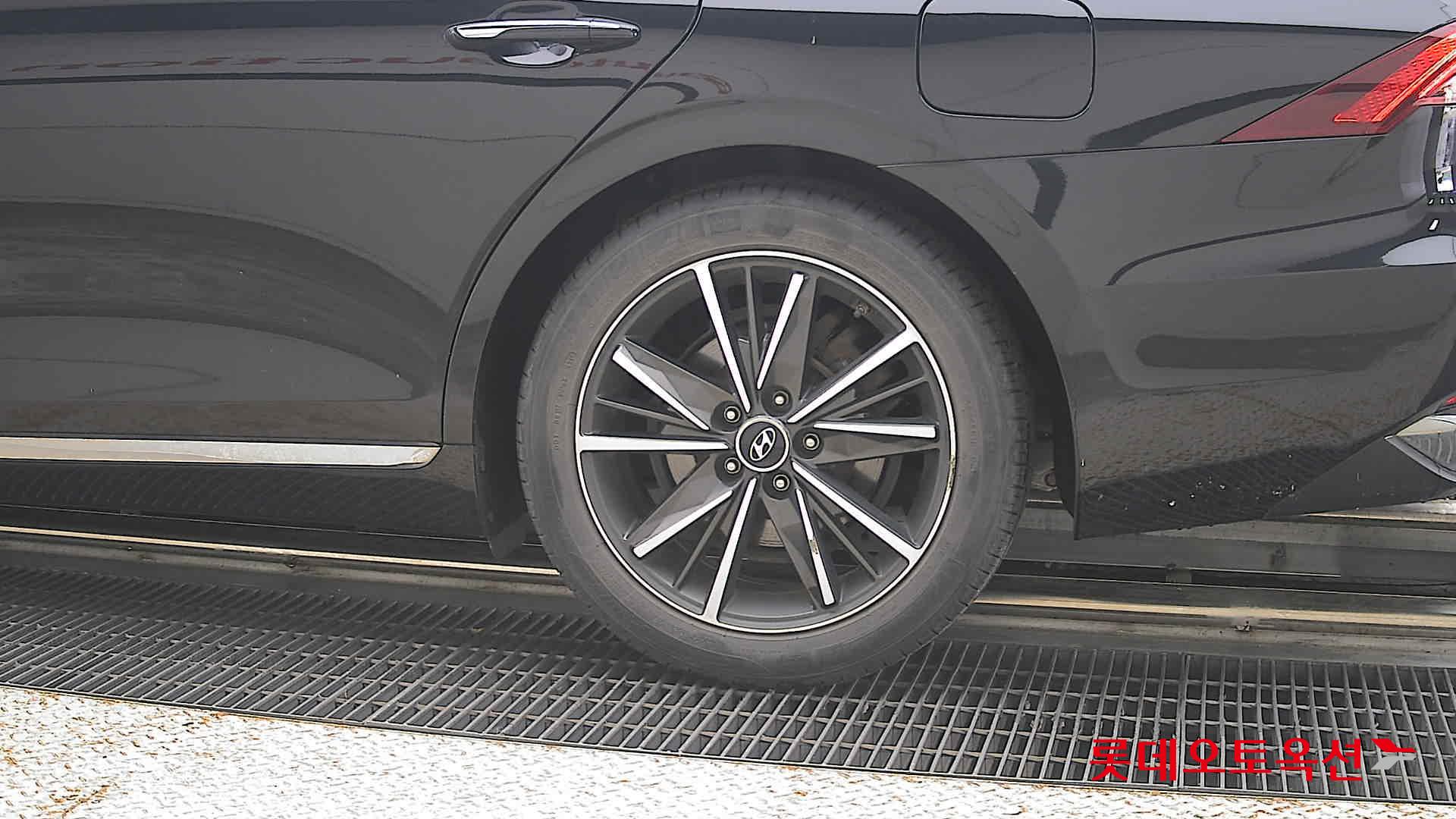 2020 - hyundai grandeur