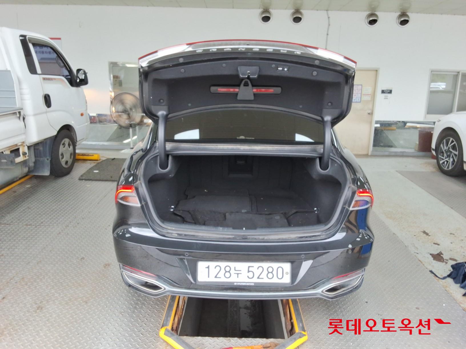 2020 - hyundai grandeur