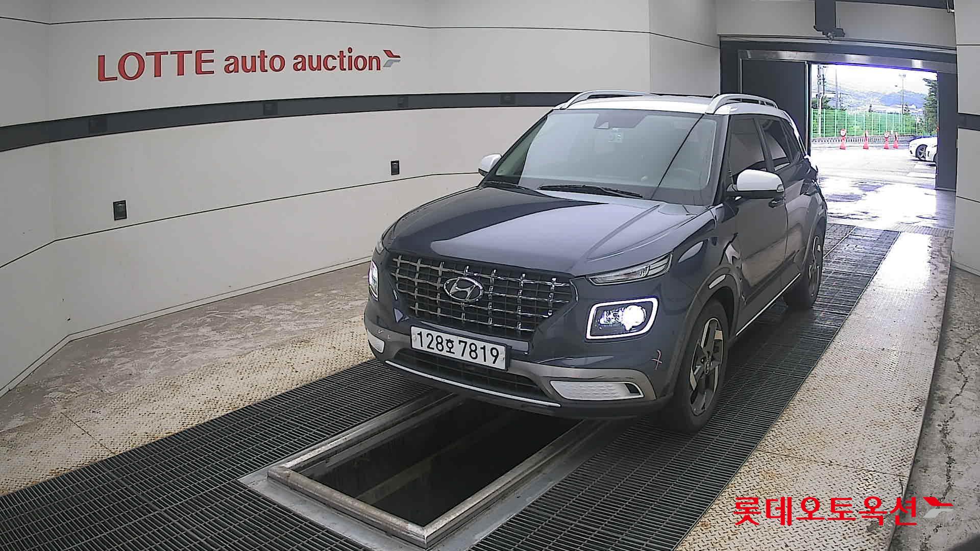 2020 - hyundai venue