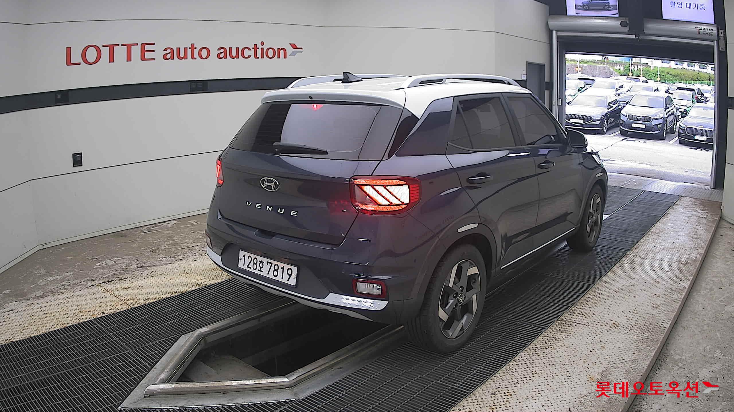 2020 - hyundai venue