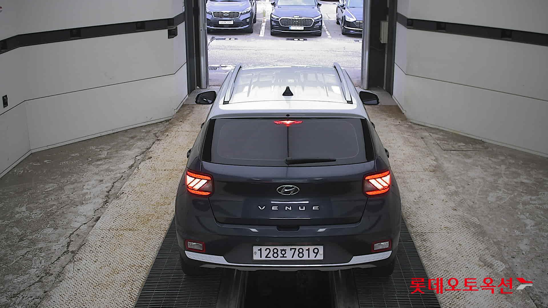2020 - hyundai venue
