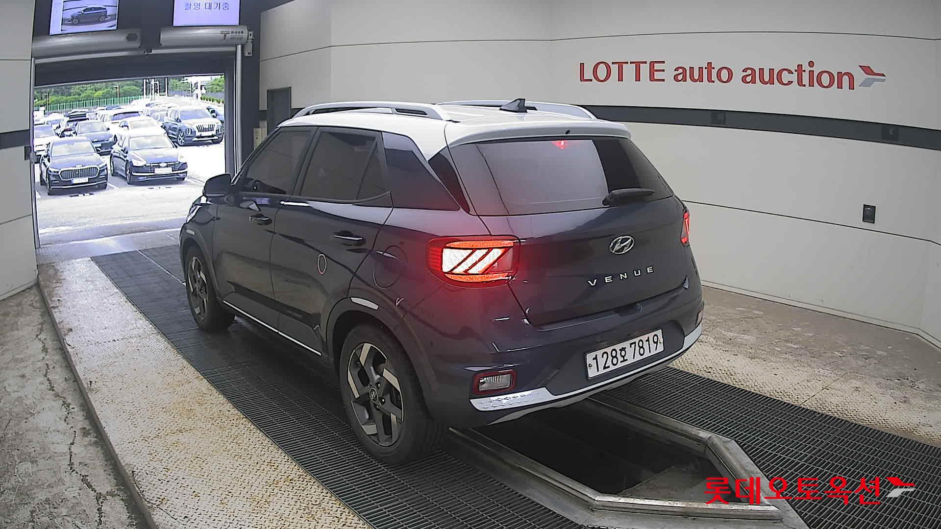 2020 - hyundai venue