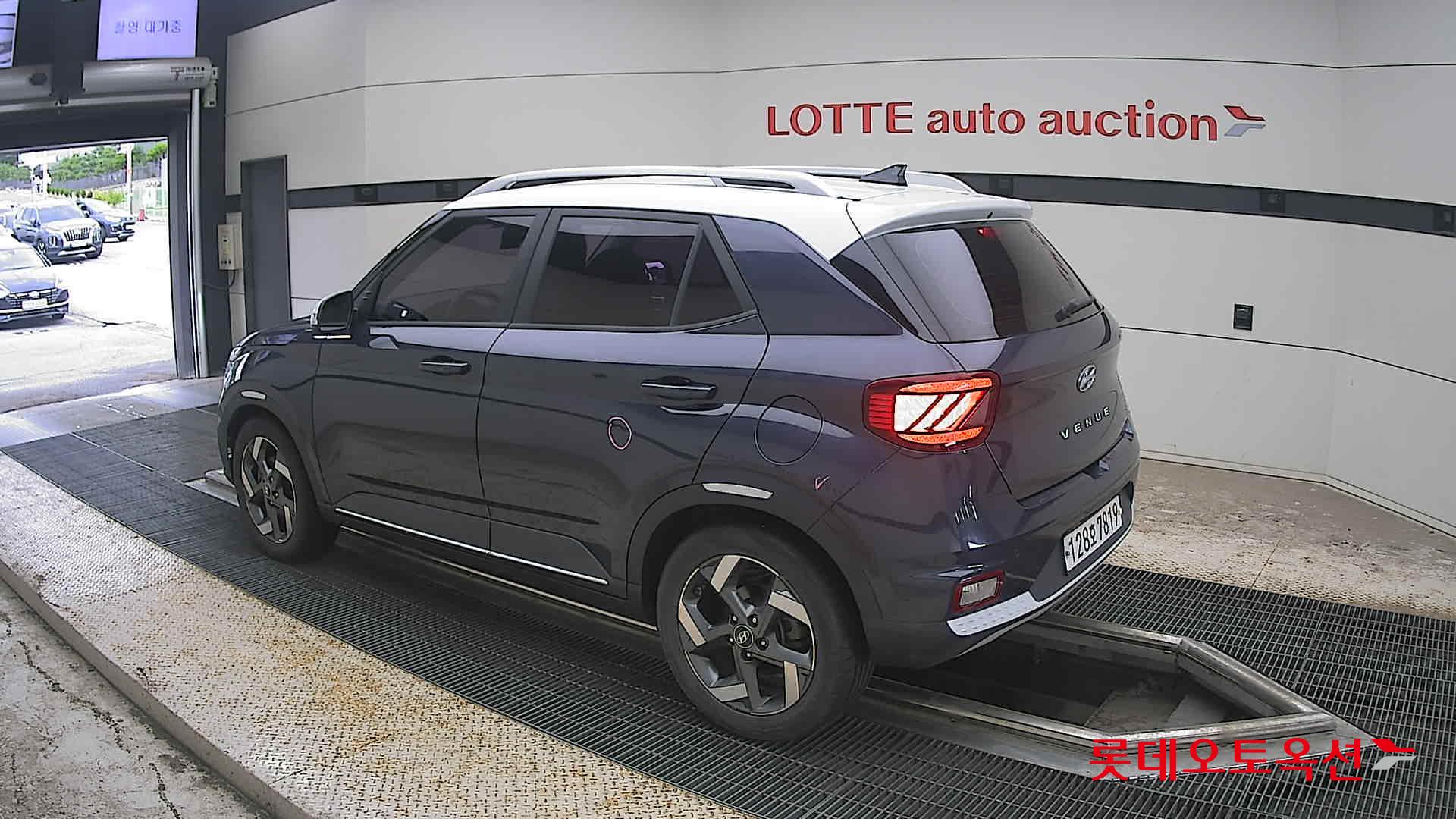 2020 - hyundai venue