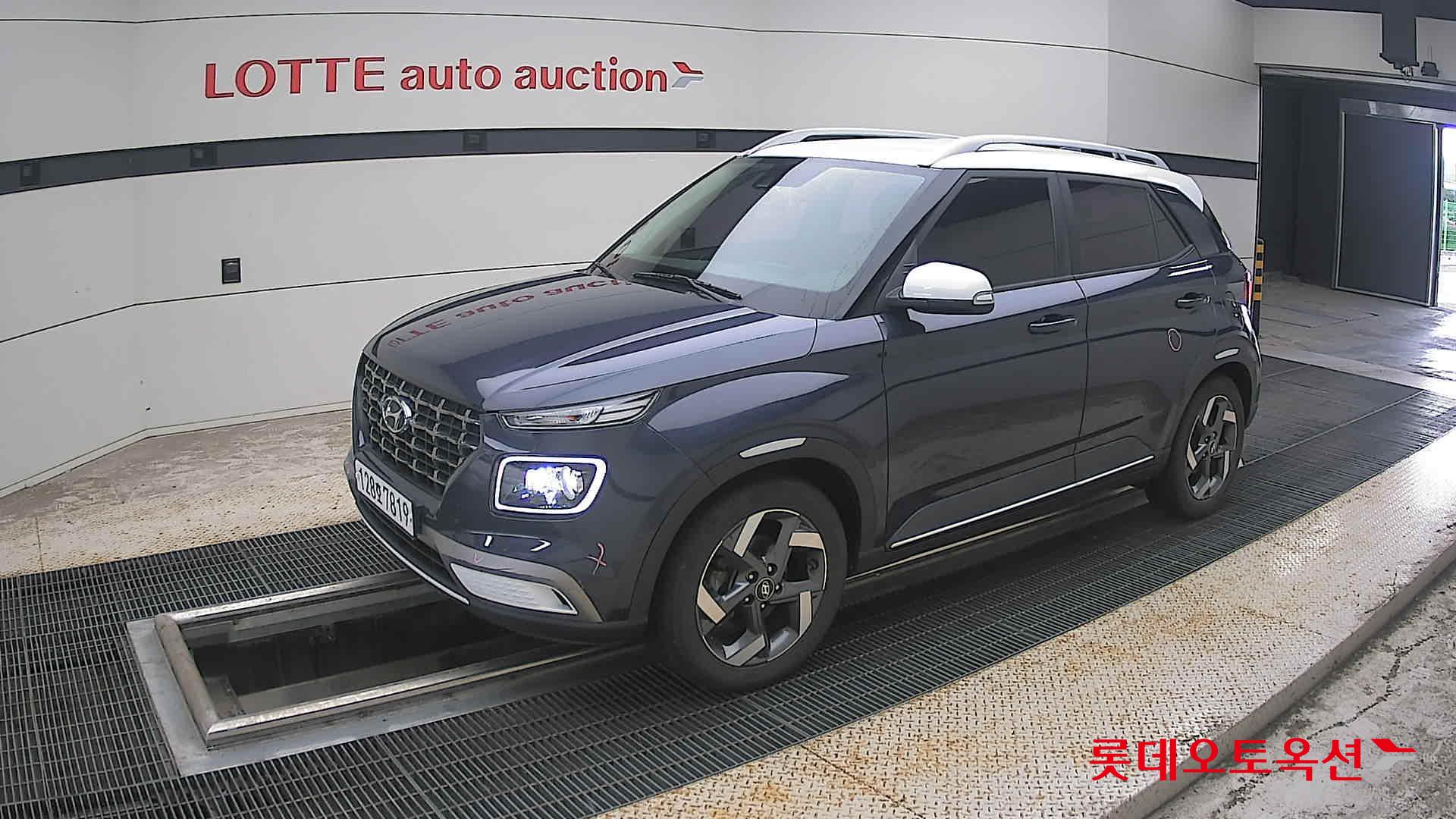 2020 - hyundai venue