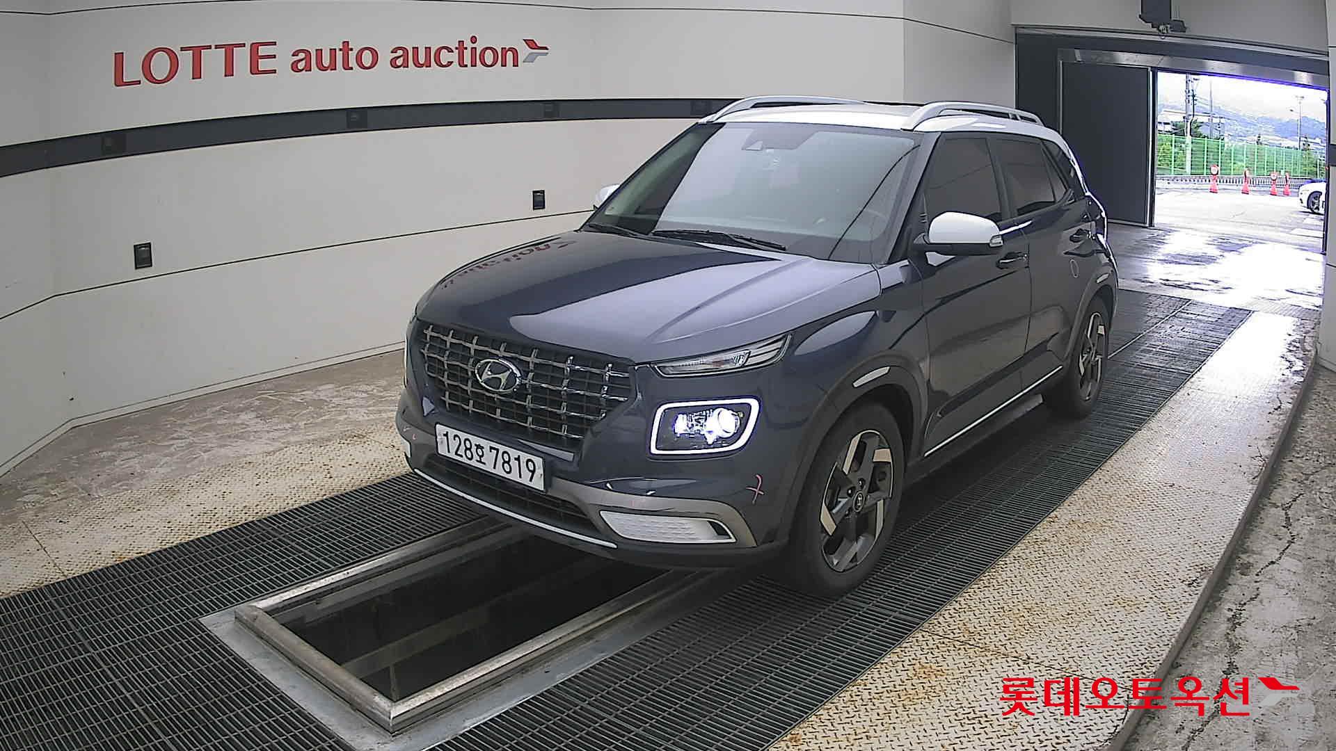 2020 - hyundai venue