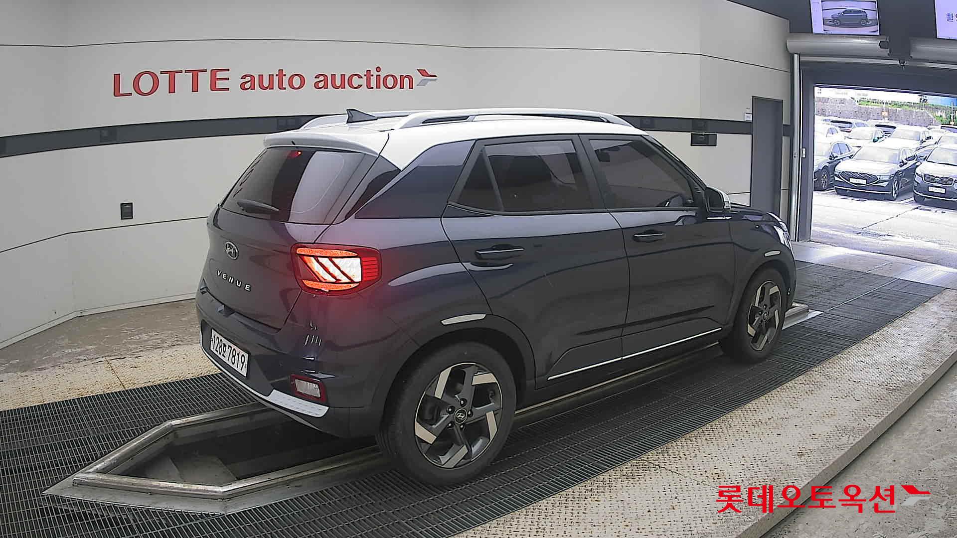 2020 - hyundai venue