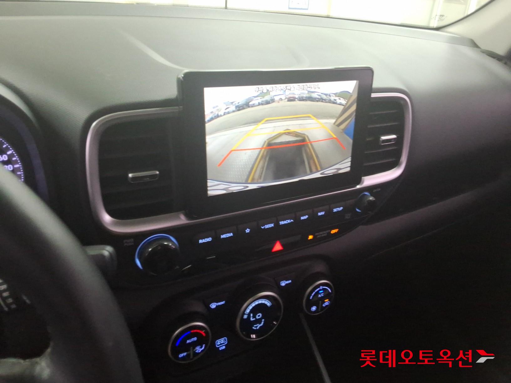 2020 - hyundai venue