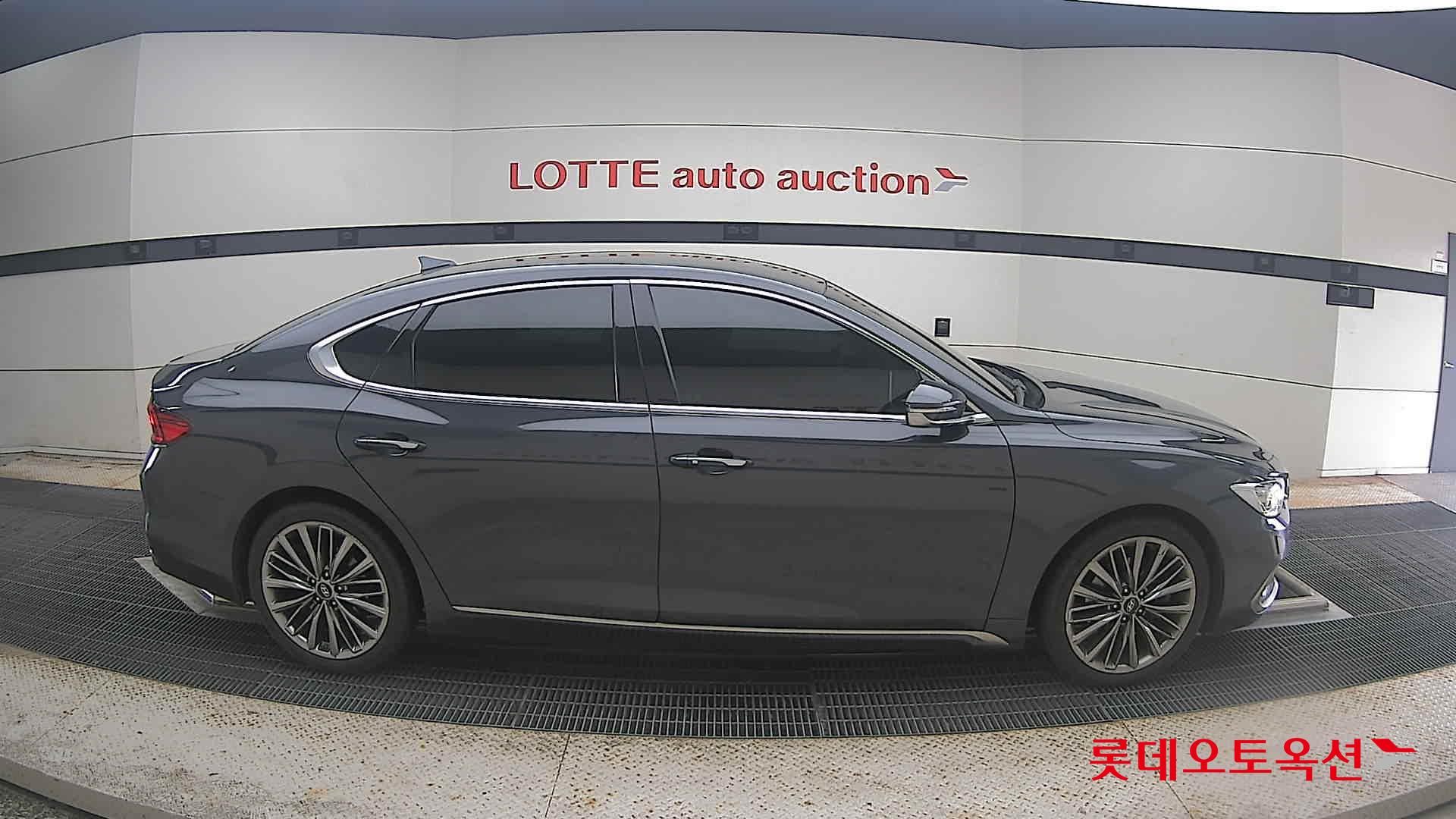 2018 - hyundai grandeur