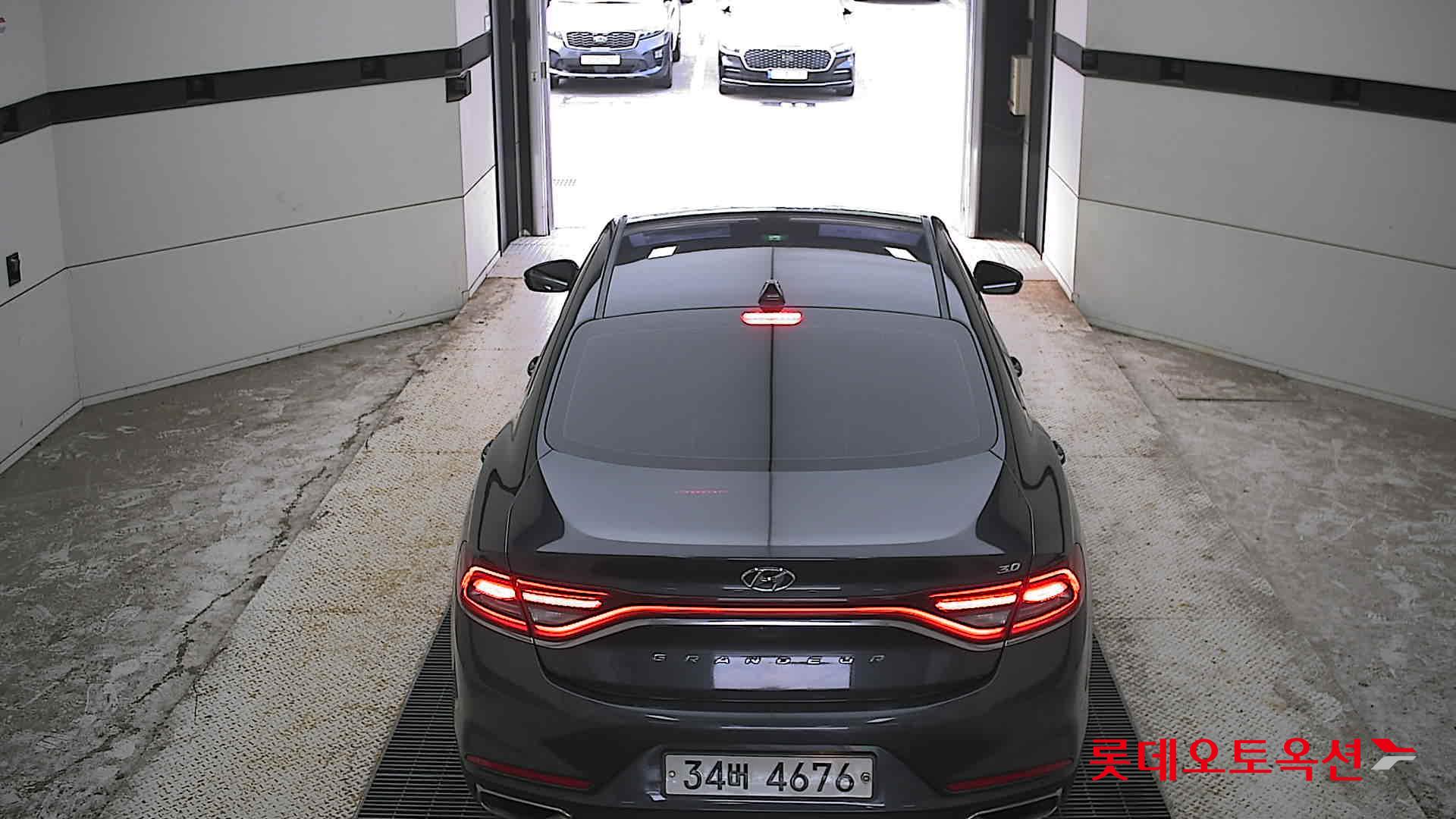 2018 - hyundai grandeur