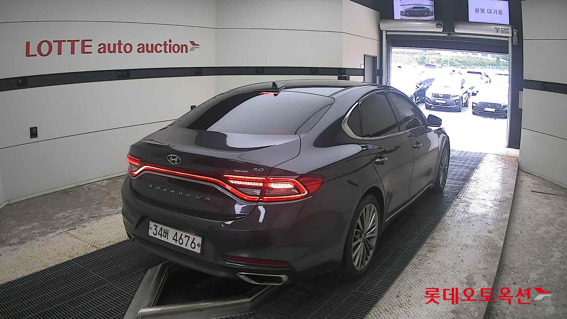 2018 - hyundai grandeur