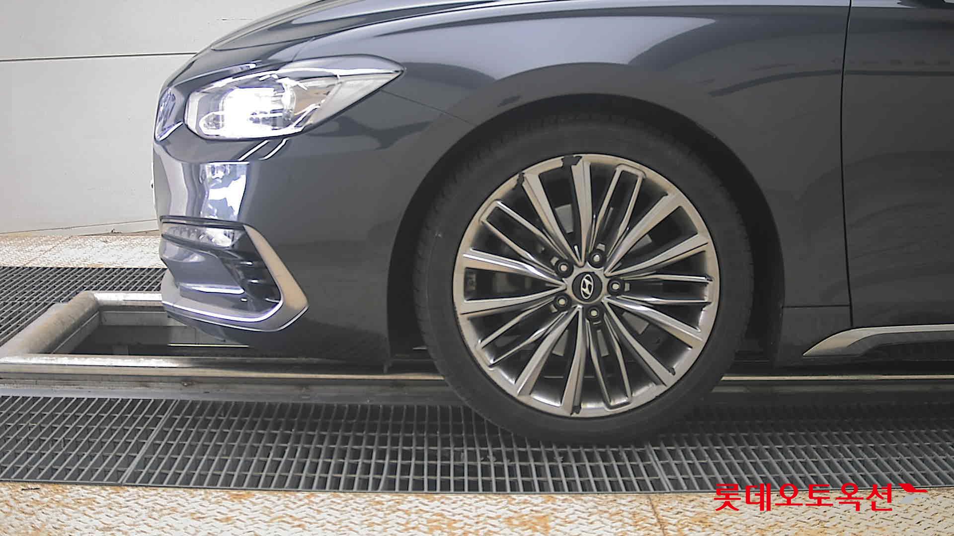 2018 - hyundai grandeur