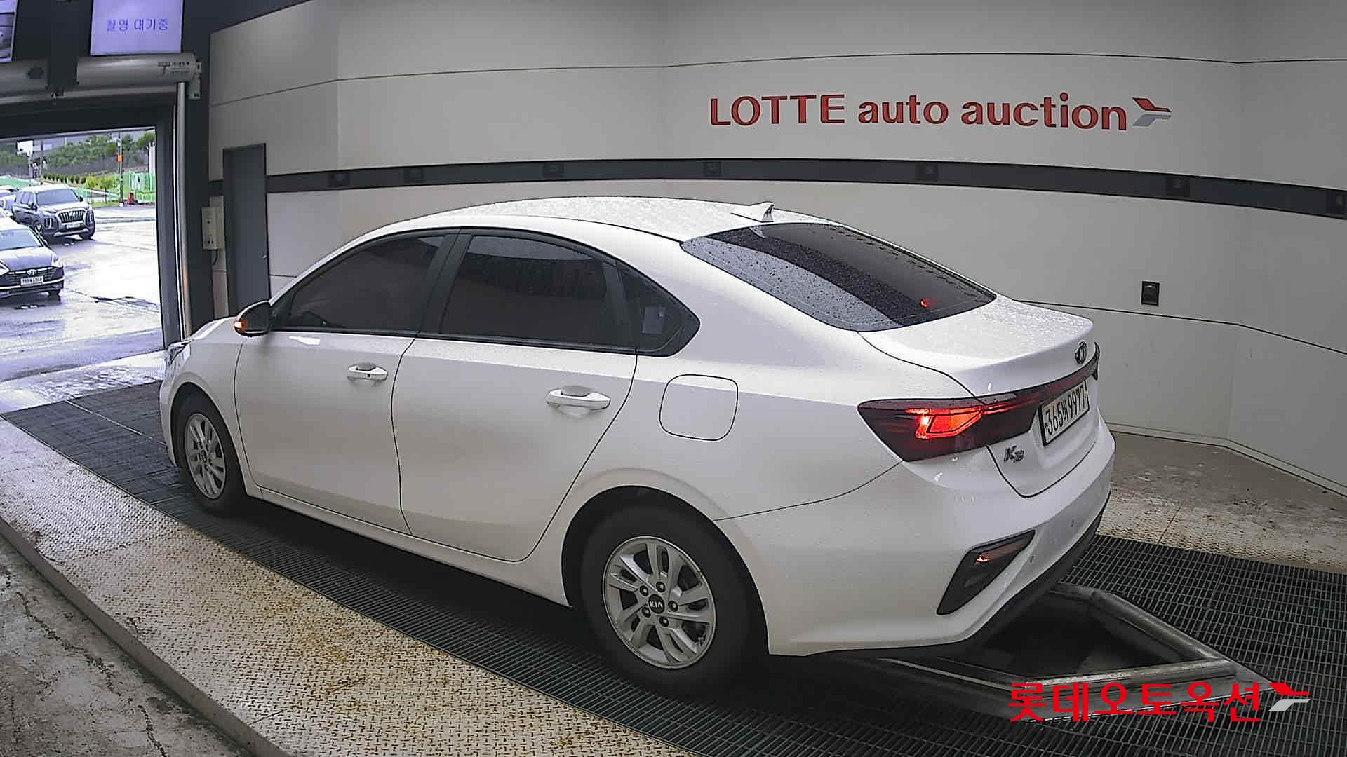 2021 - kia k3