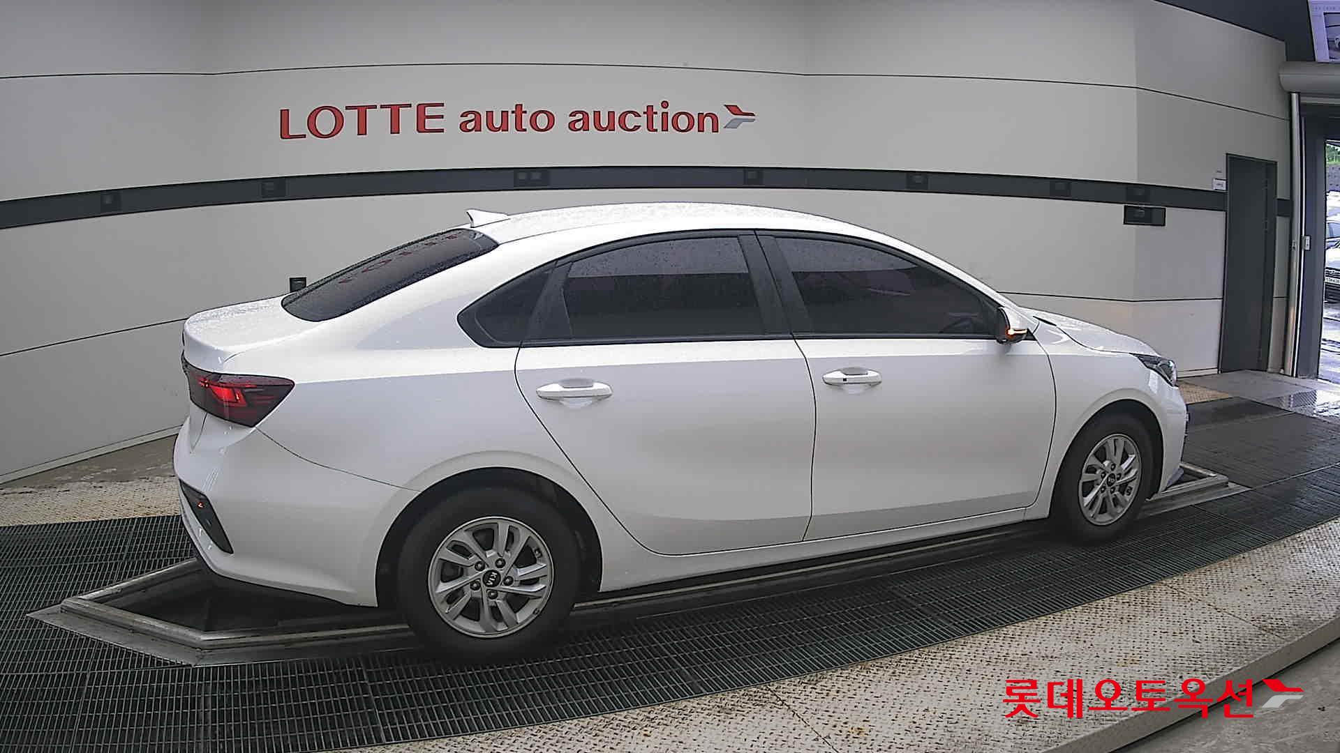 2021 - kia k3