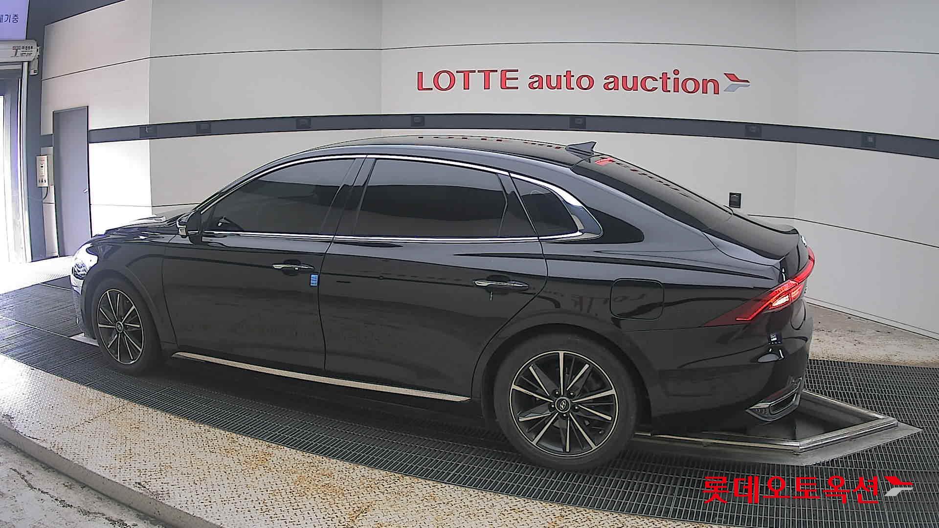 2020 - hyundai grandeur