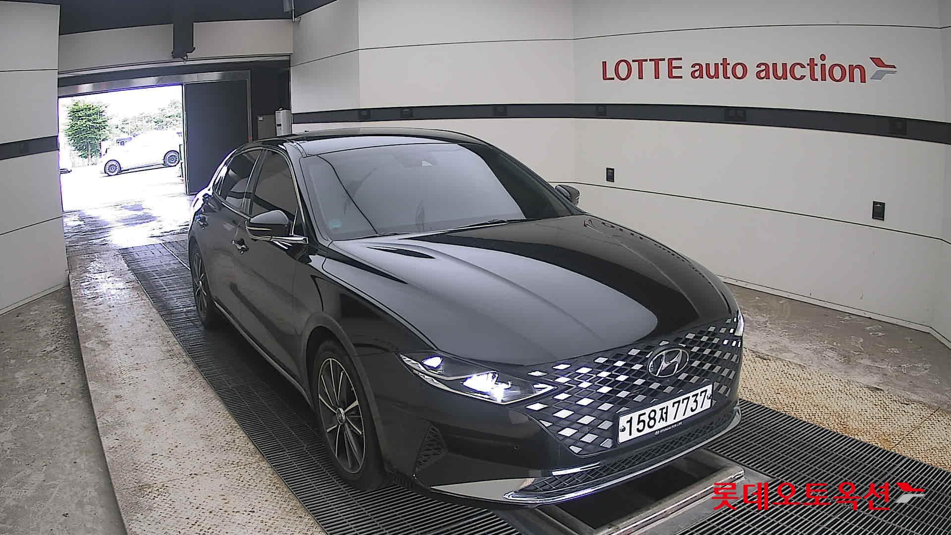2020 - hyundai grandeur
