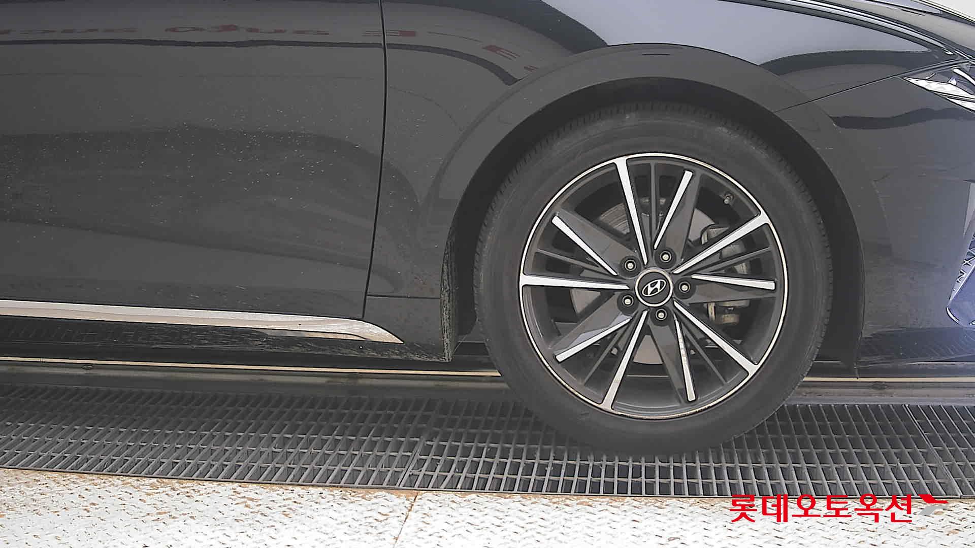 2020 - hyundai grandeur