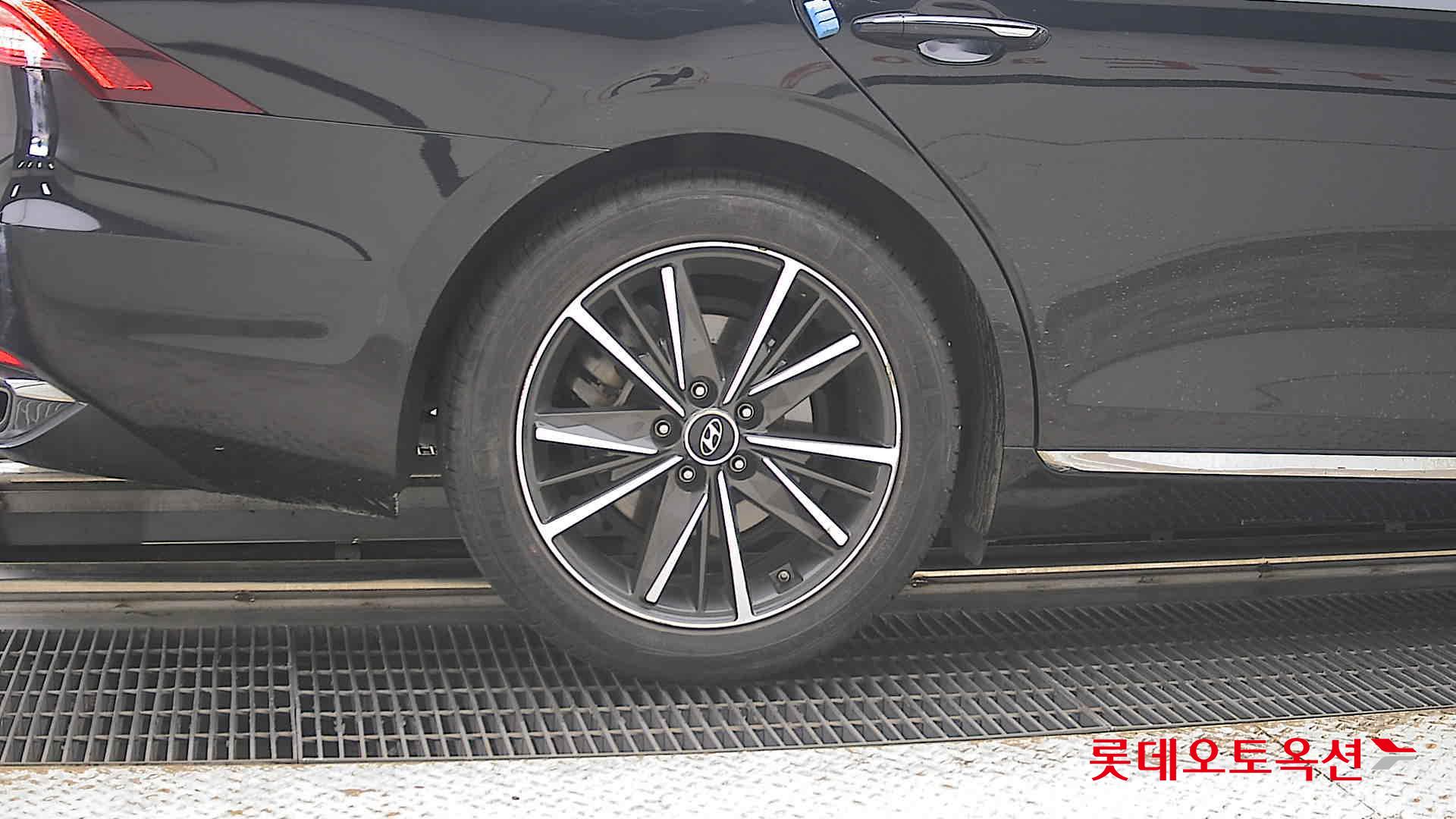 2020 - hyundai grandeur