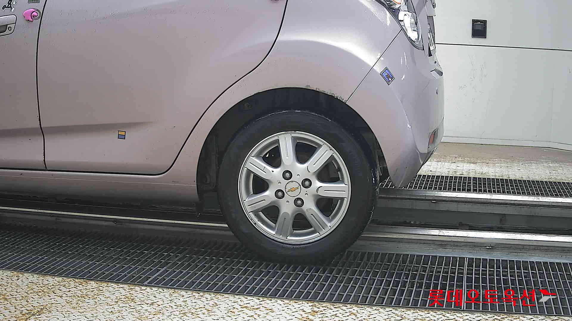 2012 - chevrolet spark