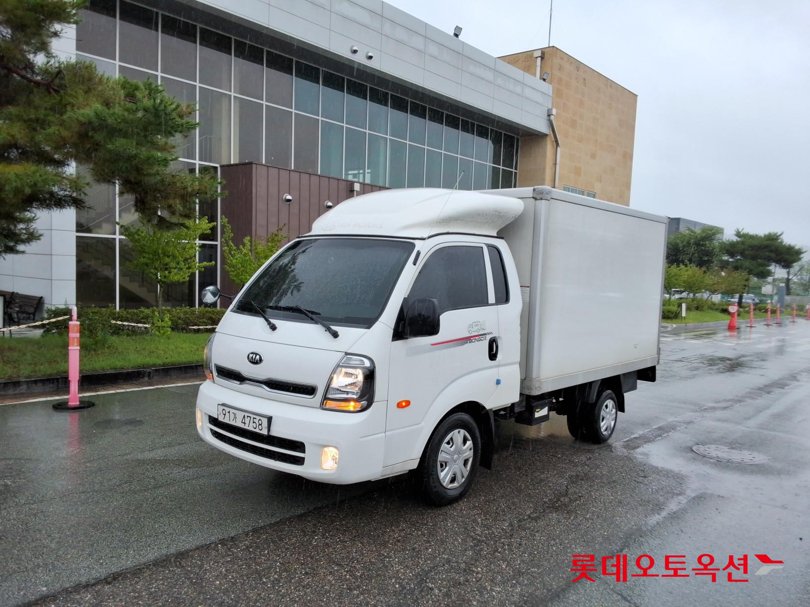 2021 - kia bongo