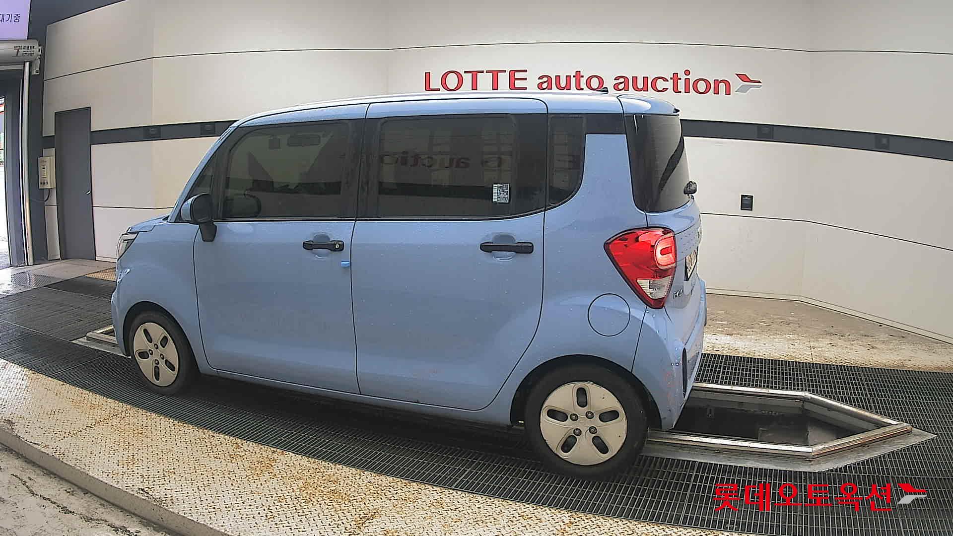 2022 - kia ray