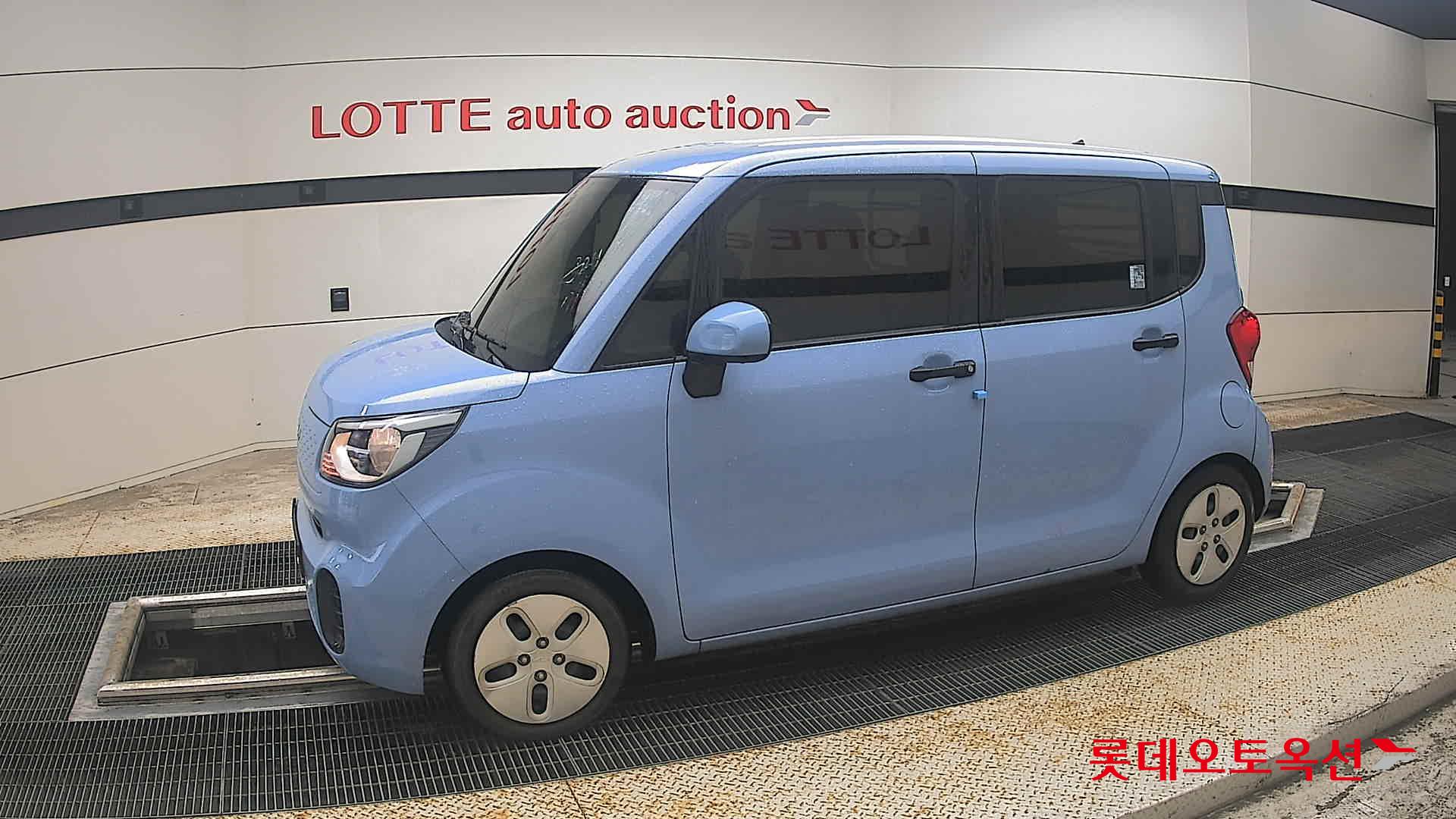 2022 - kia ray