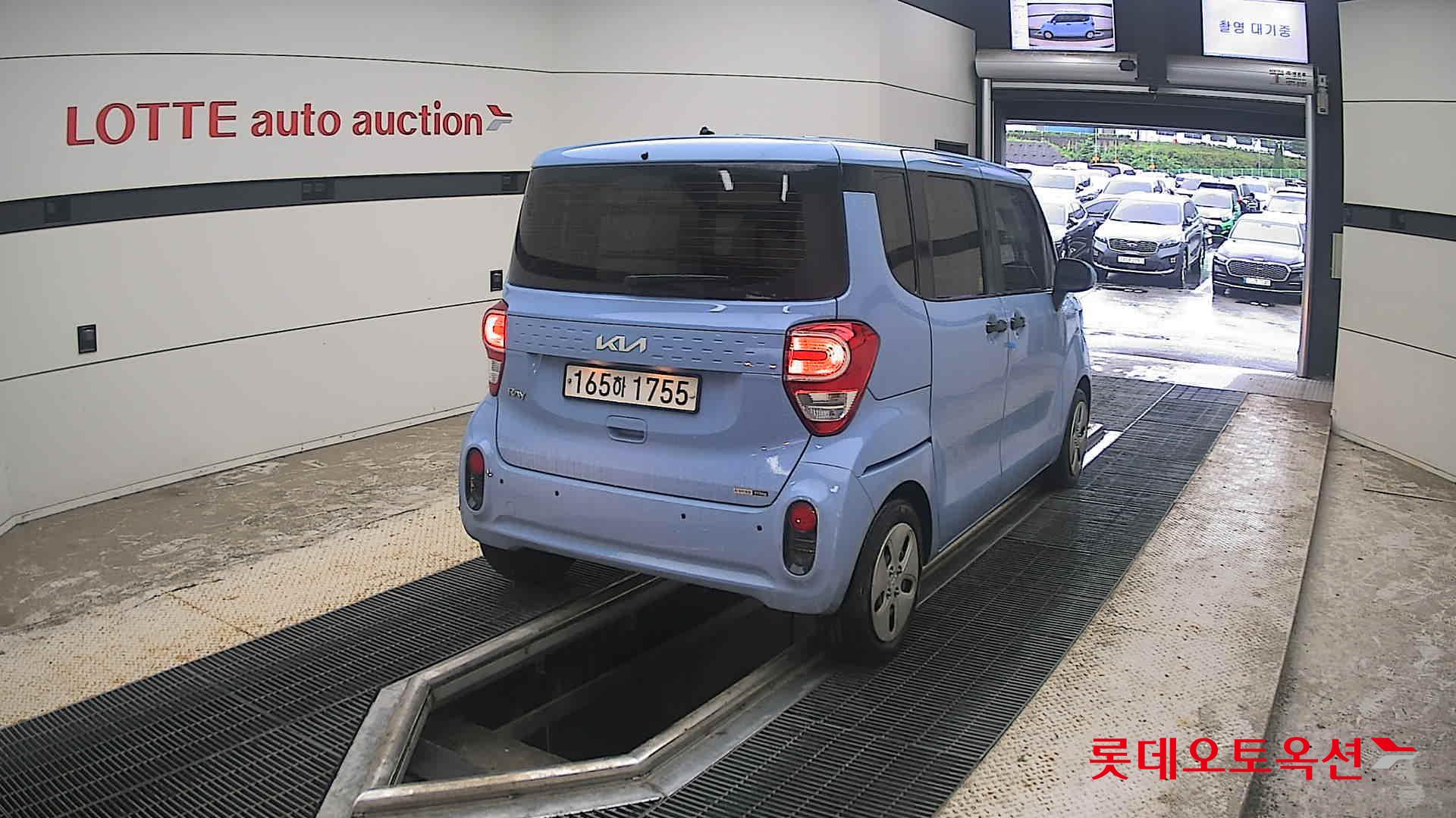 2022 - kia ray