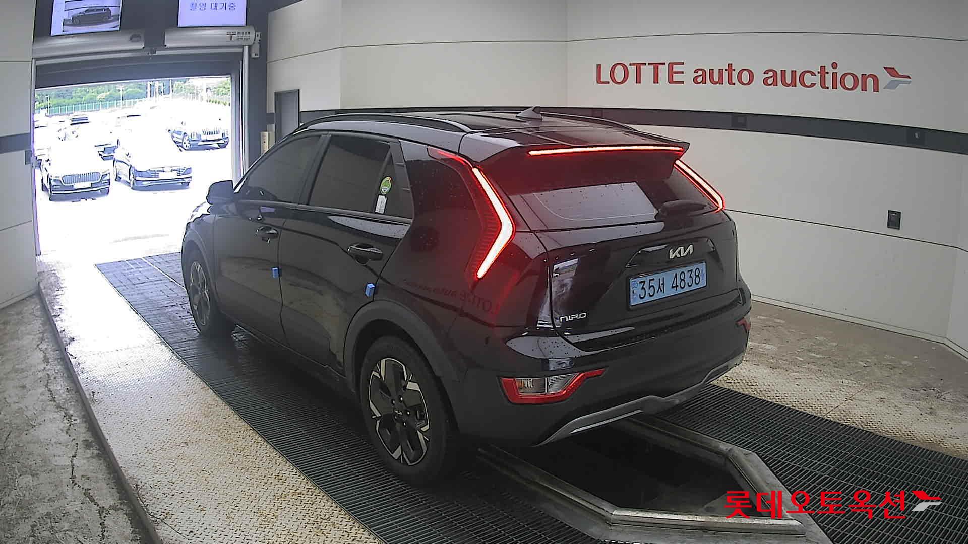 كيا Niro 2024 — صورة 10