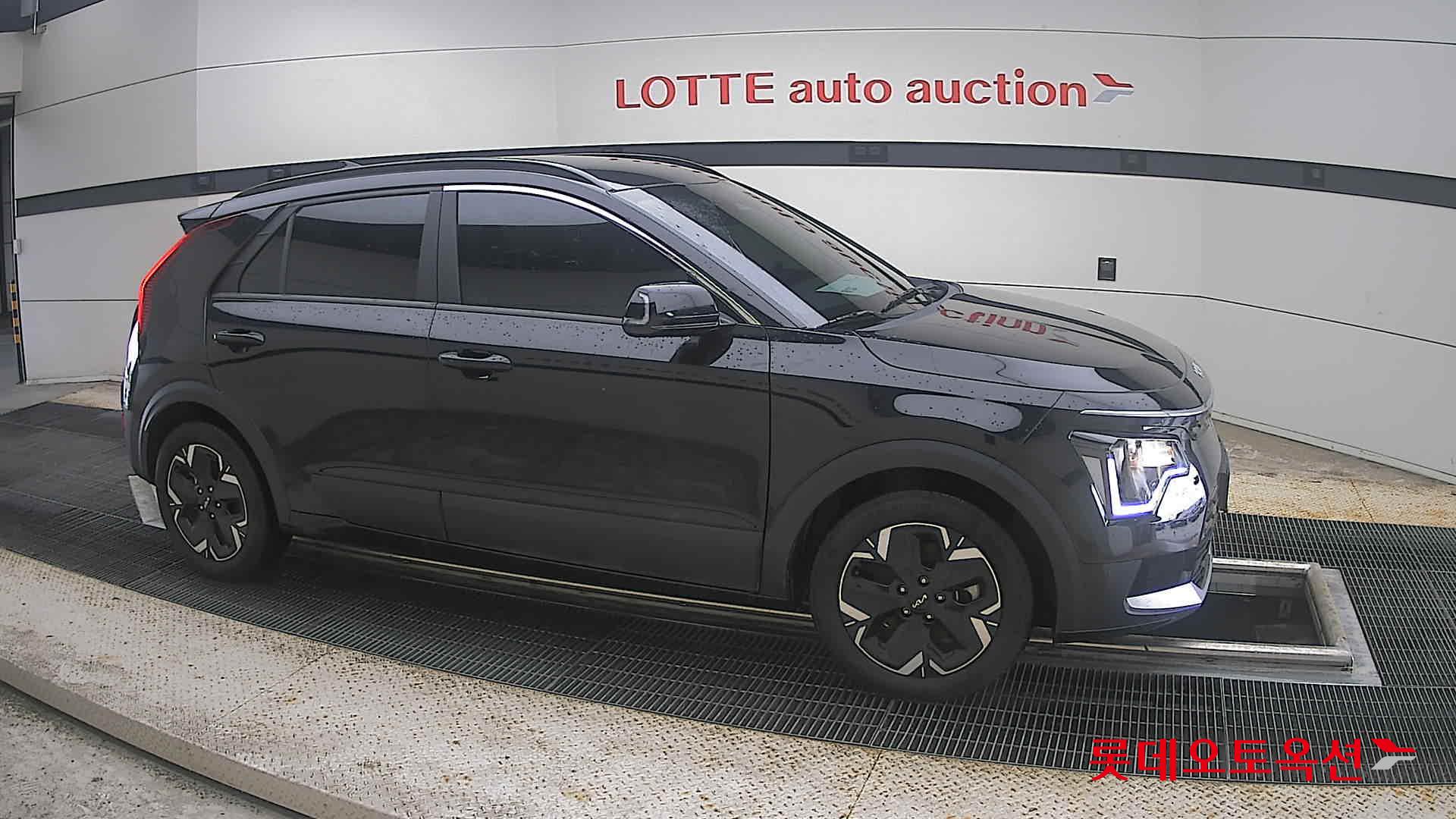كيا Niro 2024 — صورة 17