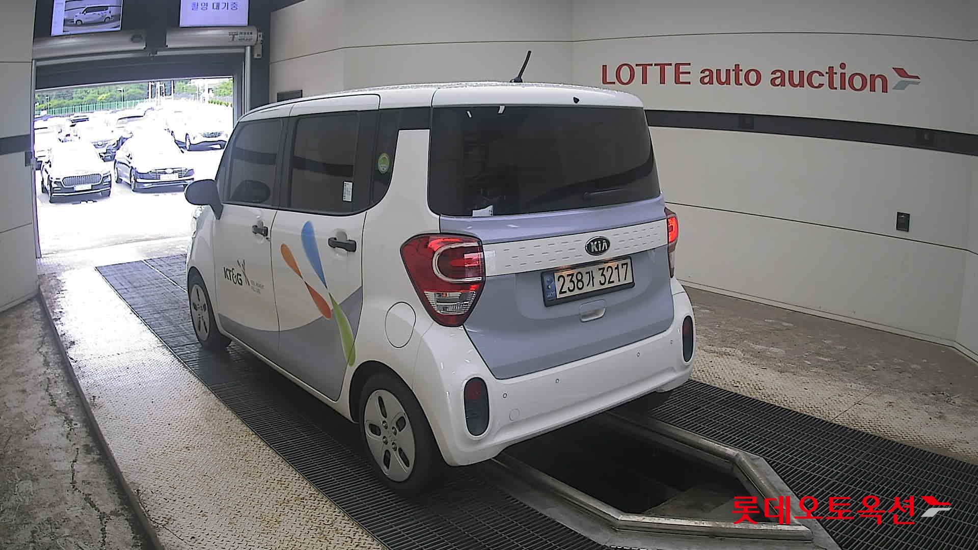 2021 - kia ray