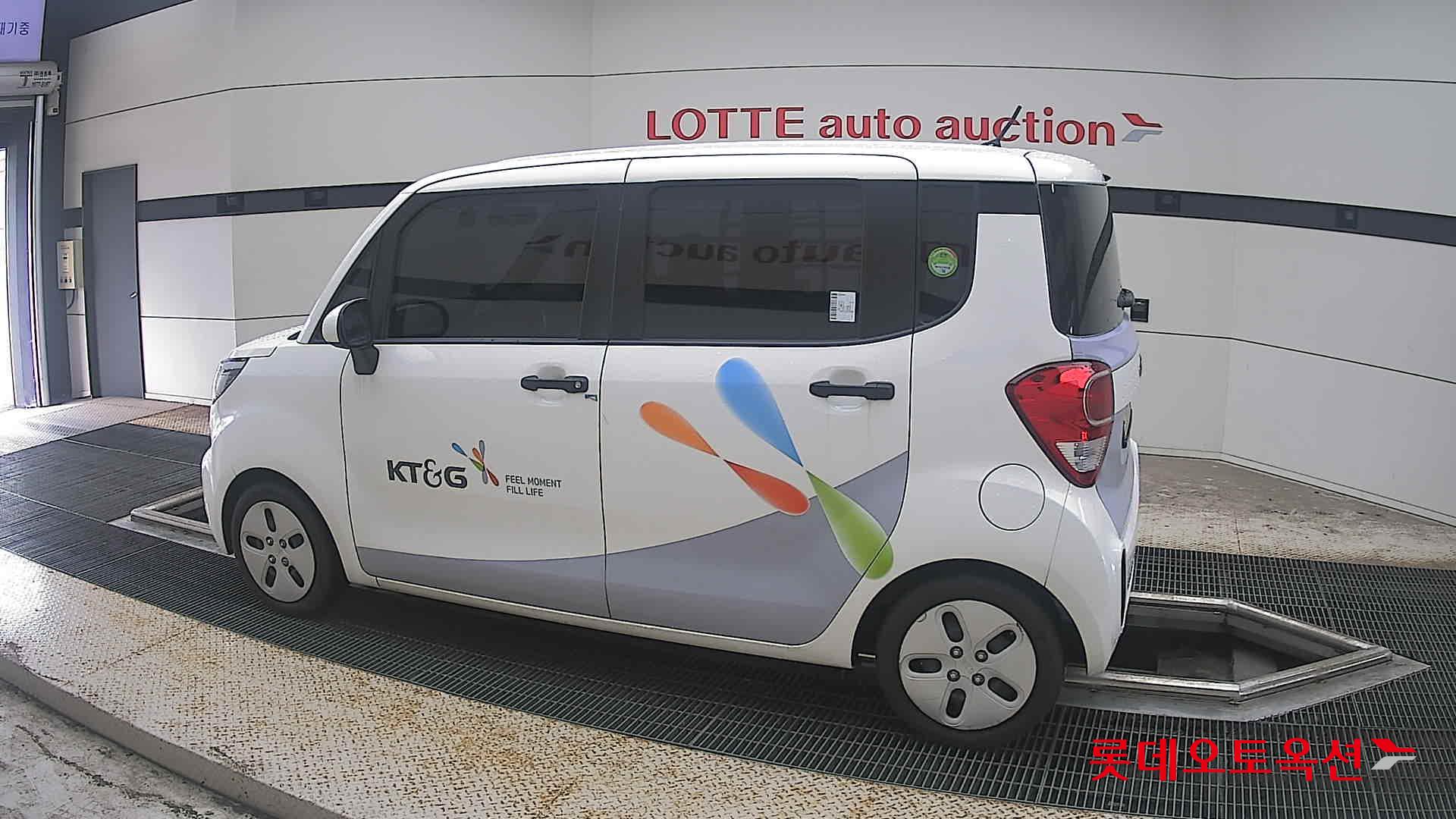 2021 - kia ray