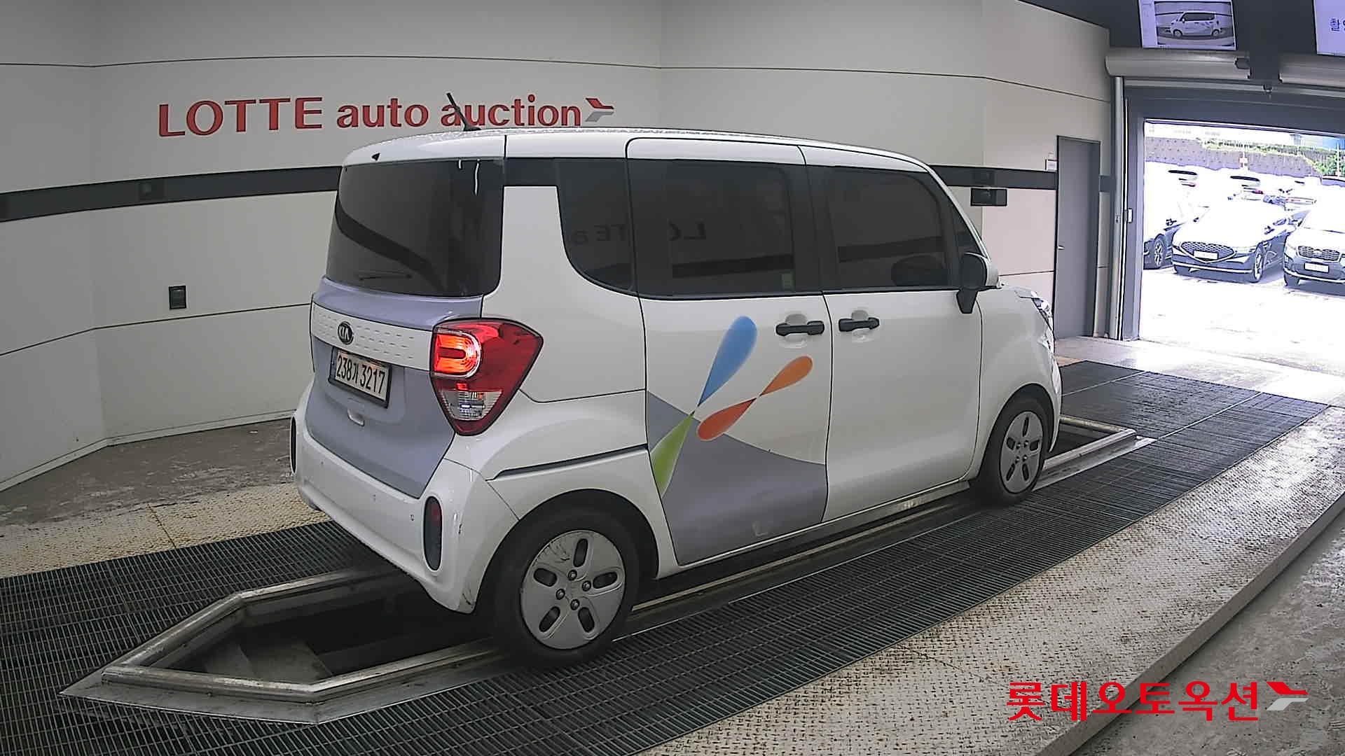 2021 - kia ray