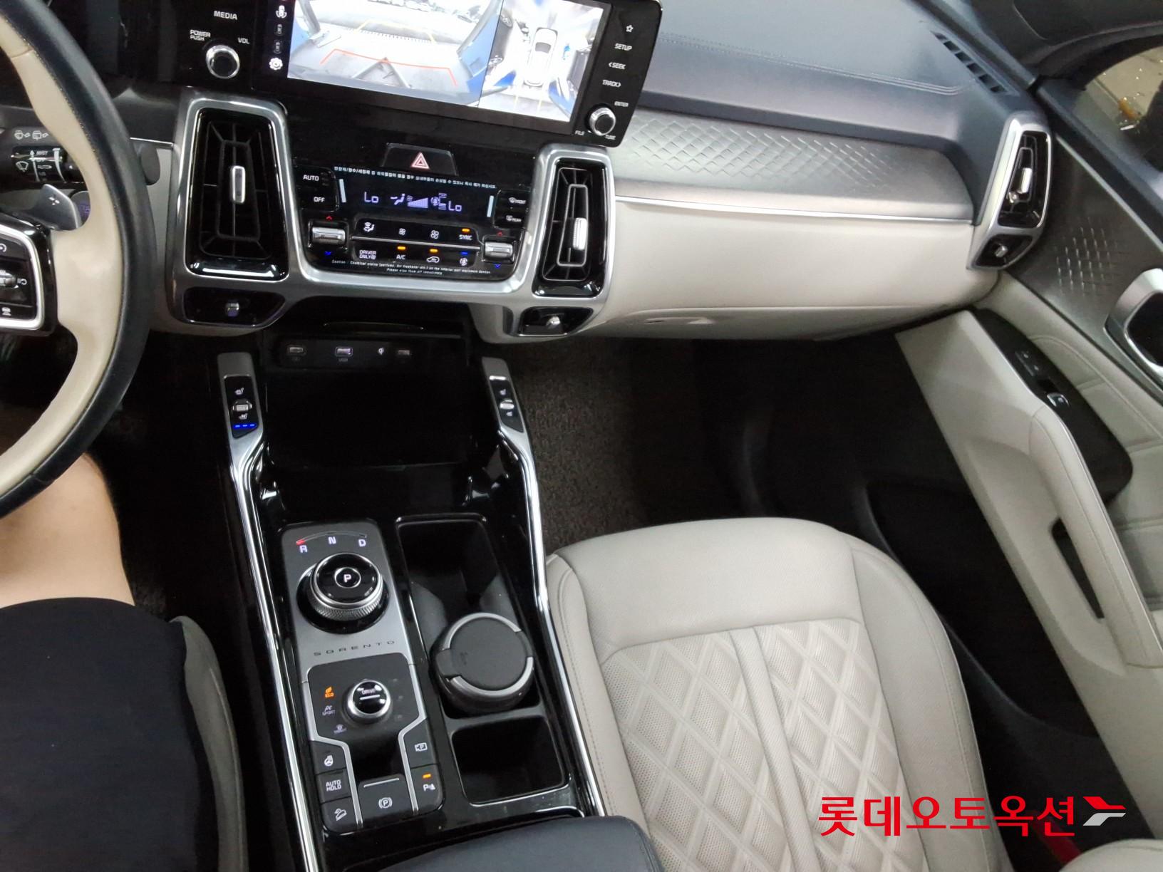 2022 - kia sorento