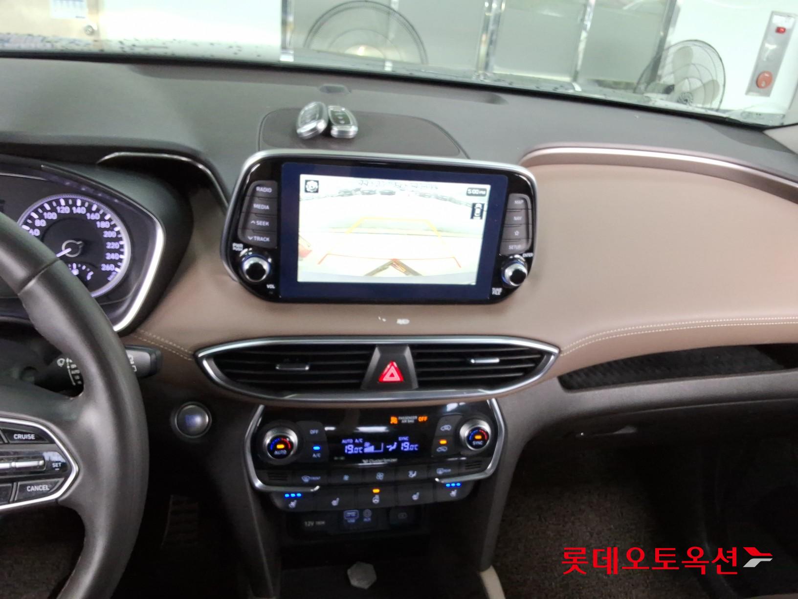 2019 - hyundai santafe