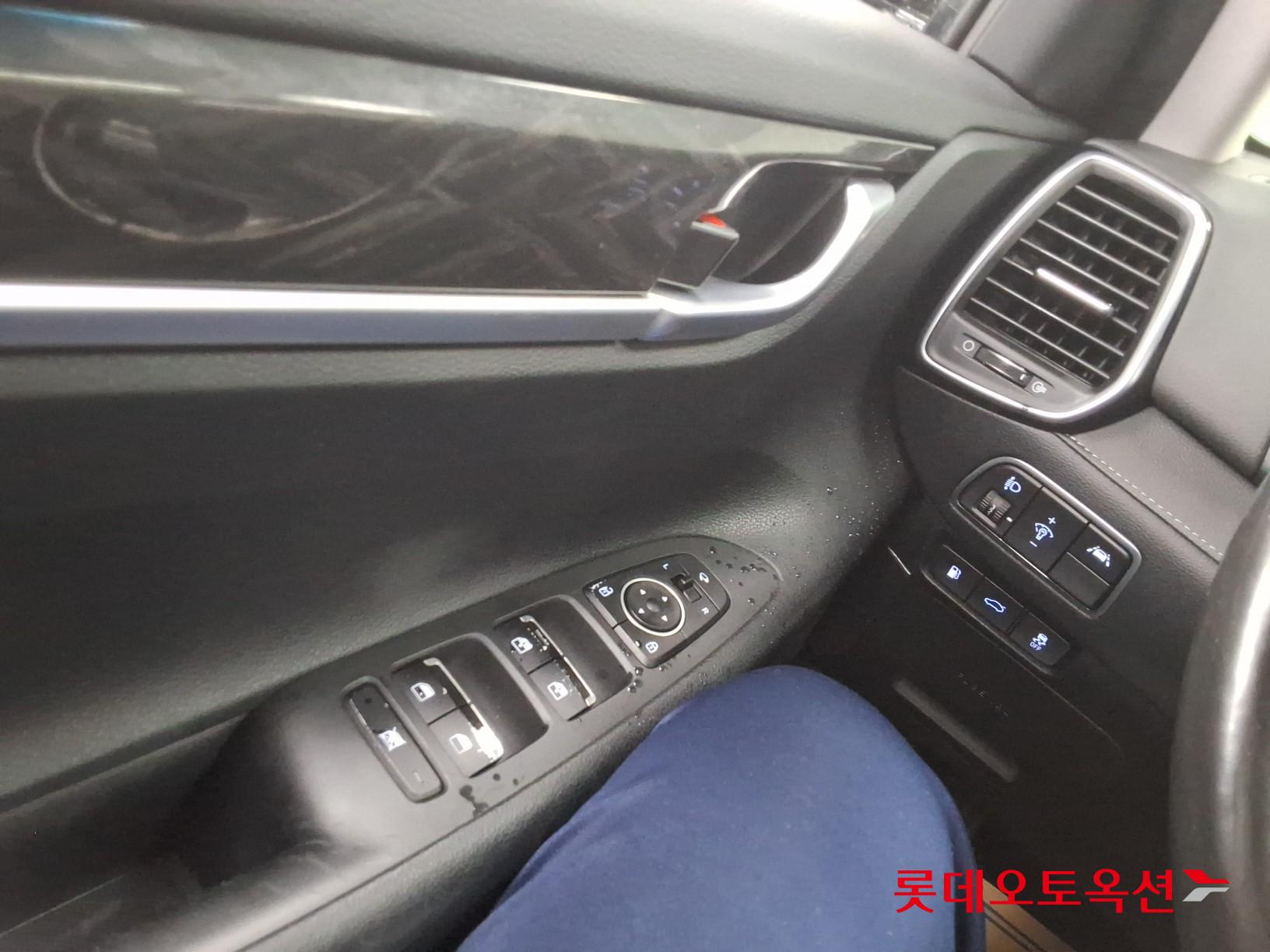 2019 - hyundai grandeur
