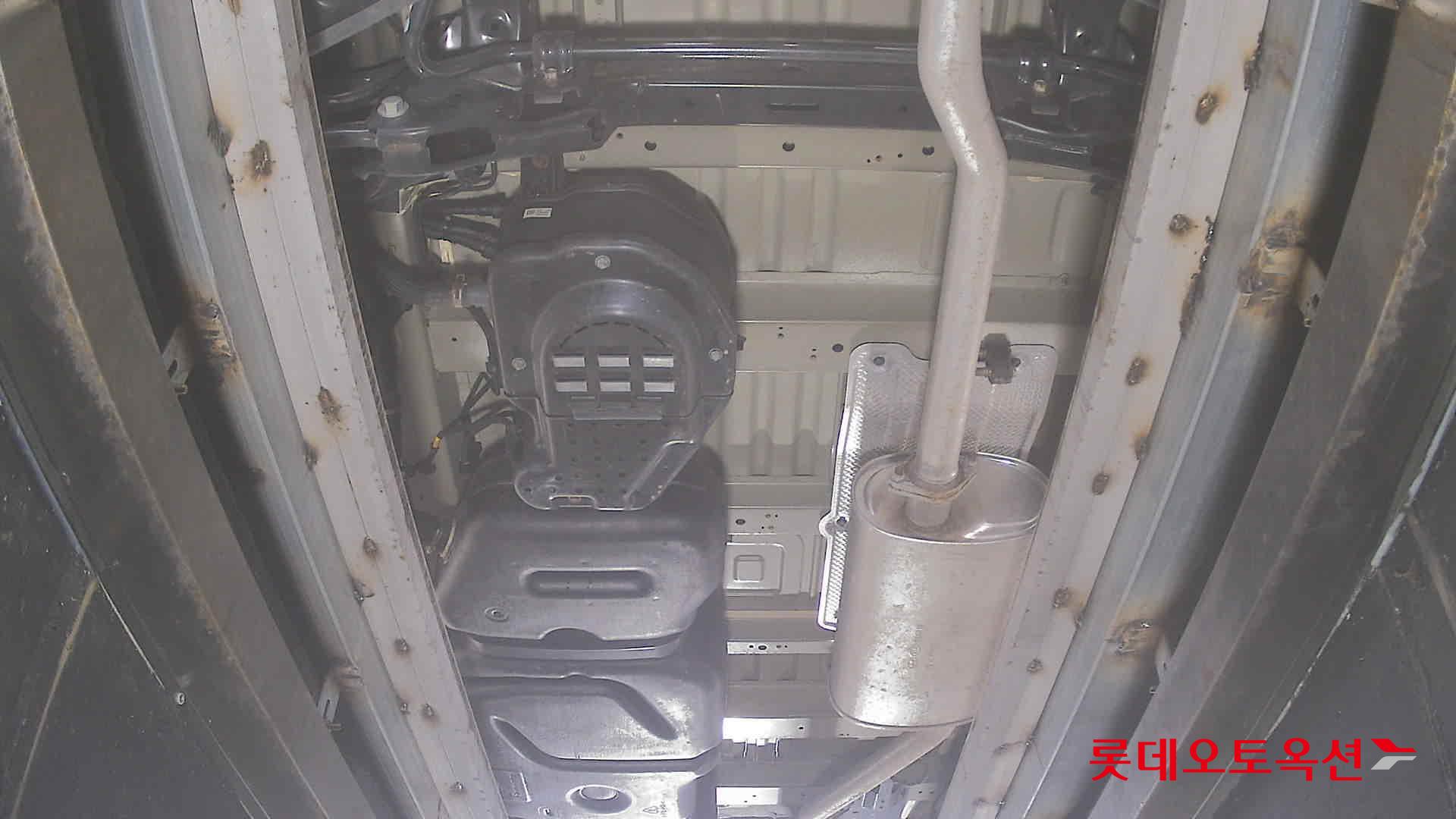 2022 - hyundai staria