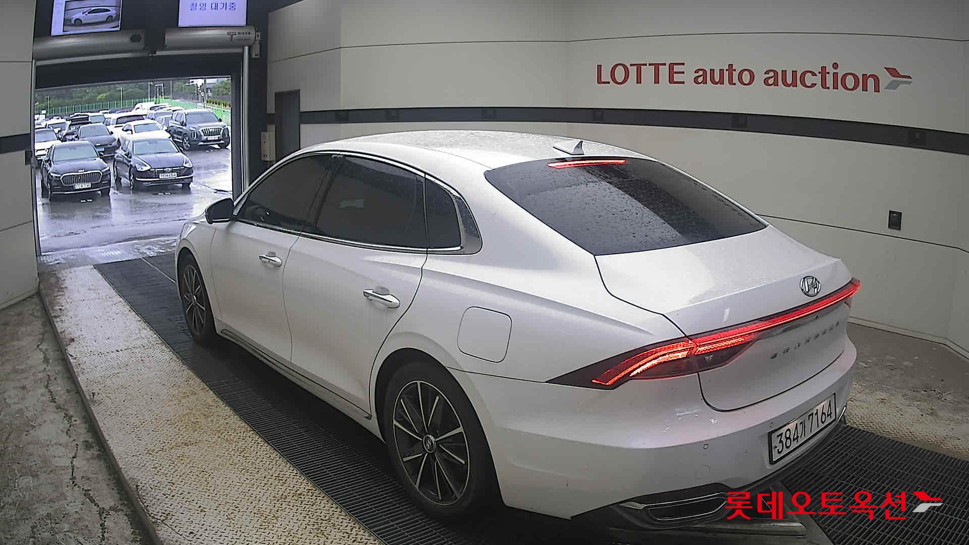 2022 - hyundai grandeur