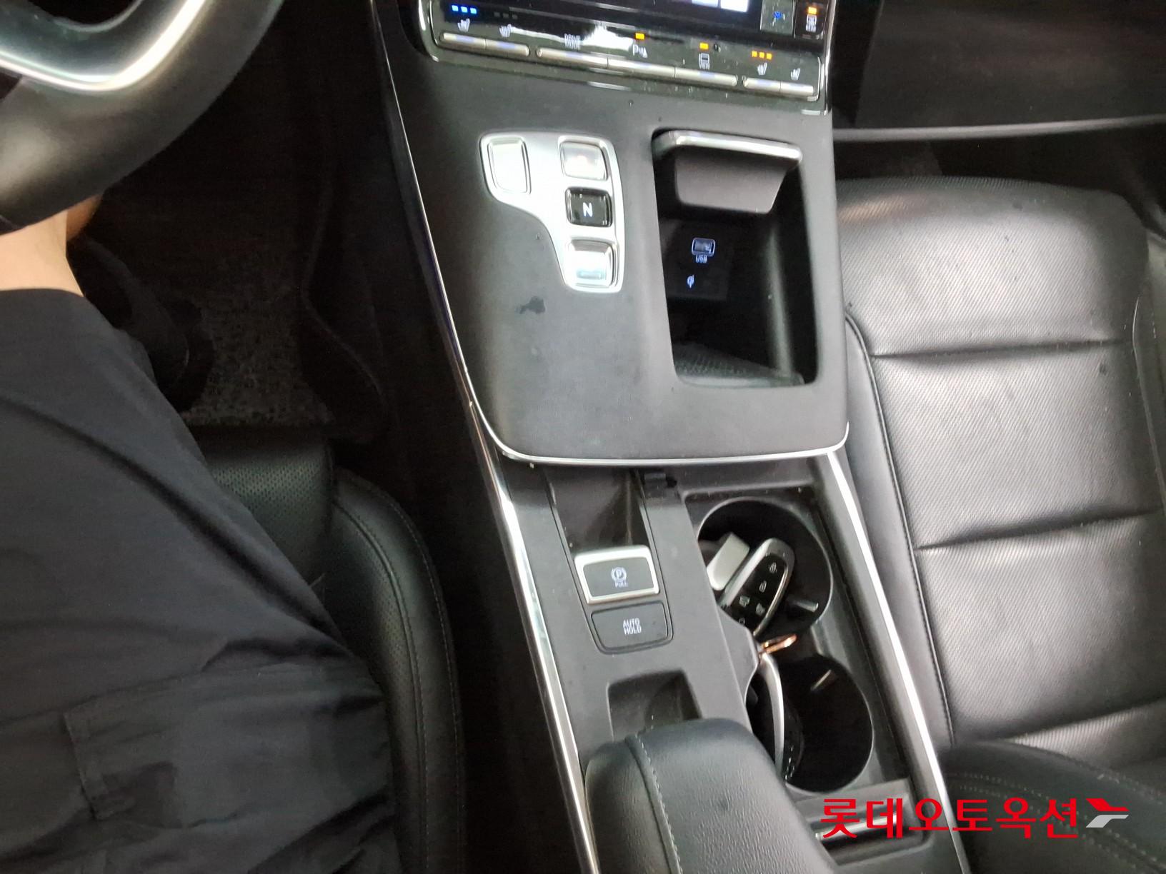 2022 - hyundai grandeur