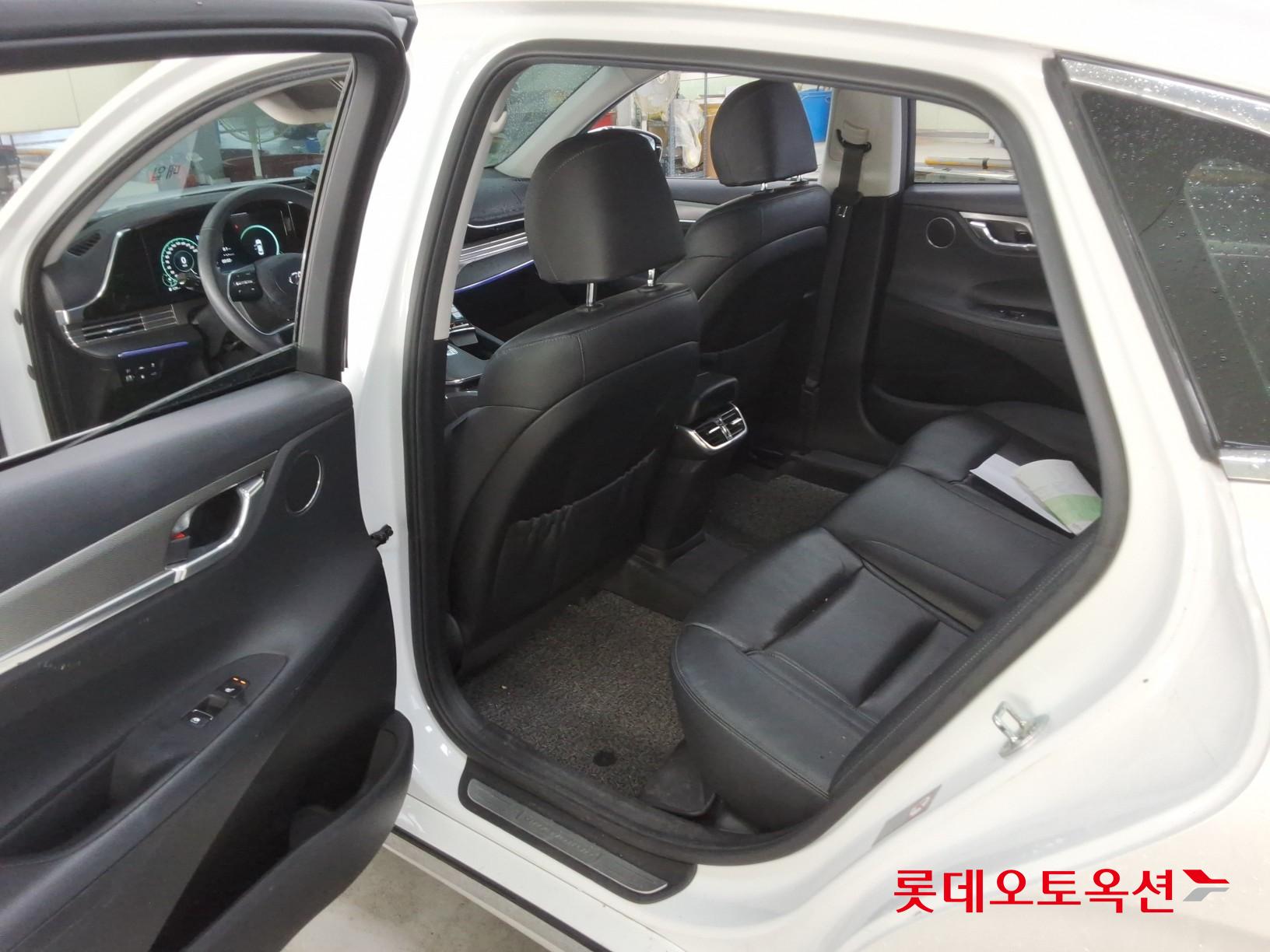 2022 - hyundai grandeur