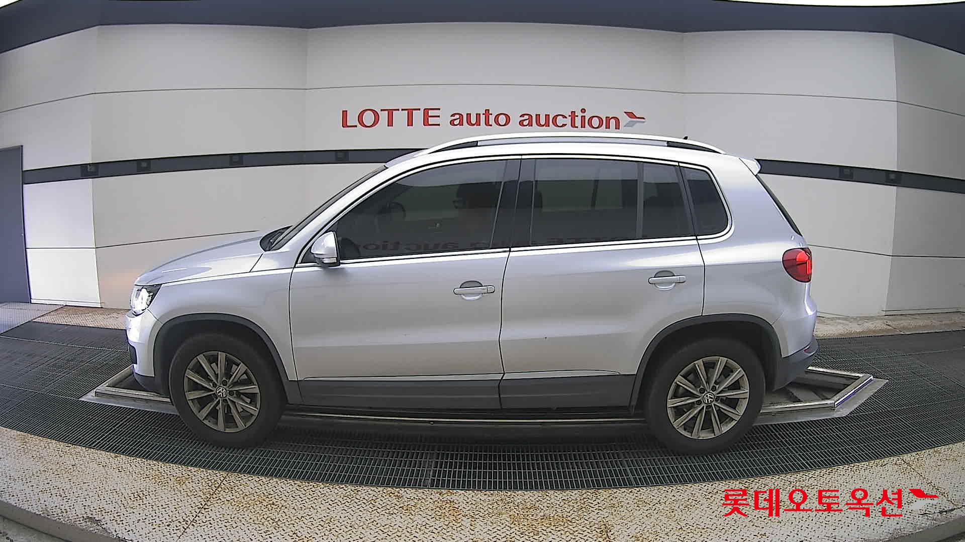 2015 - volkswagen tiguan