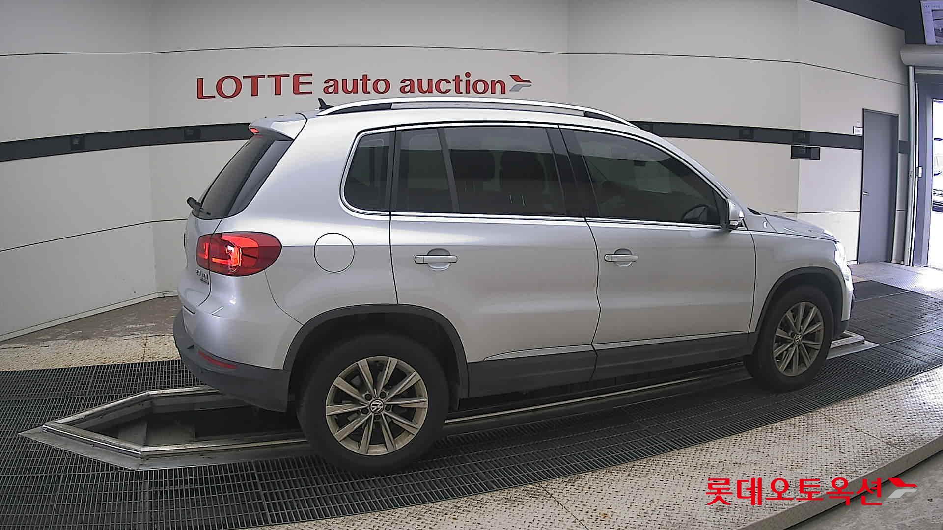 2015 - volkswagen tiguan