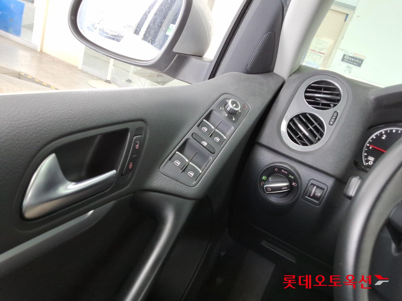 2015 - volkswagen tiguan