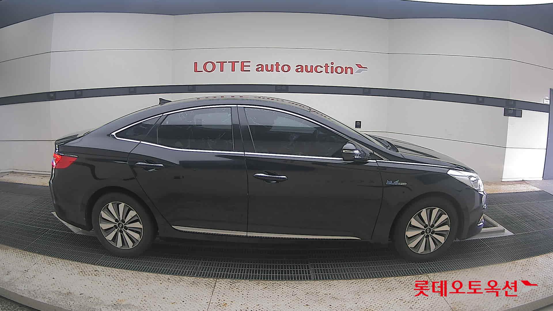 2015 - hyundai grandeur