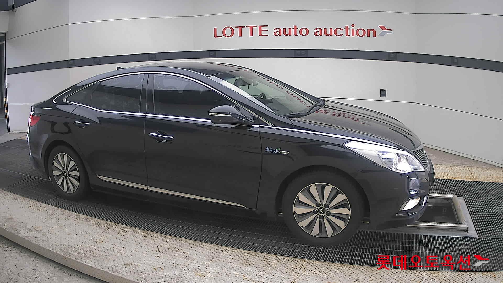 2015 - hyundai grandeur