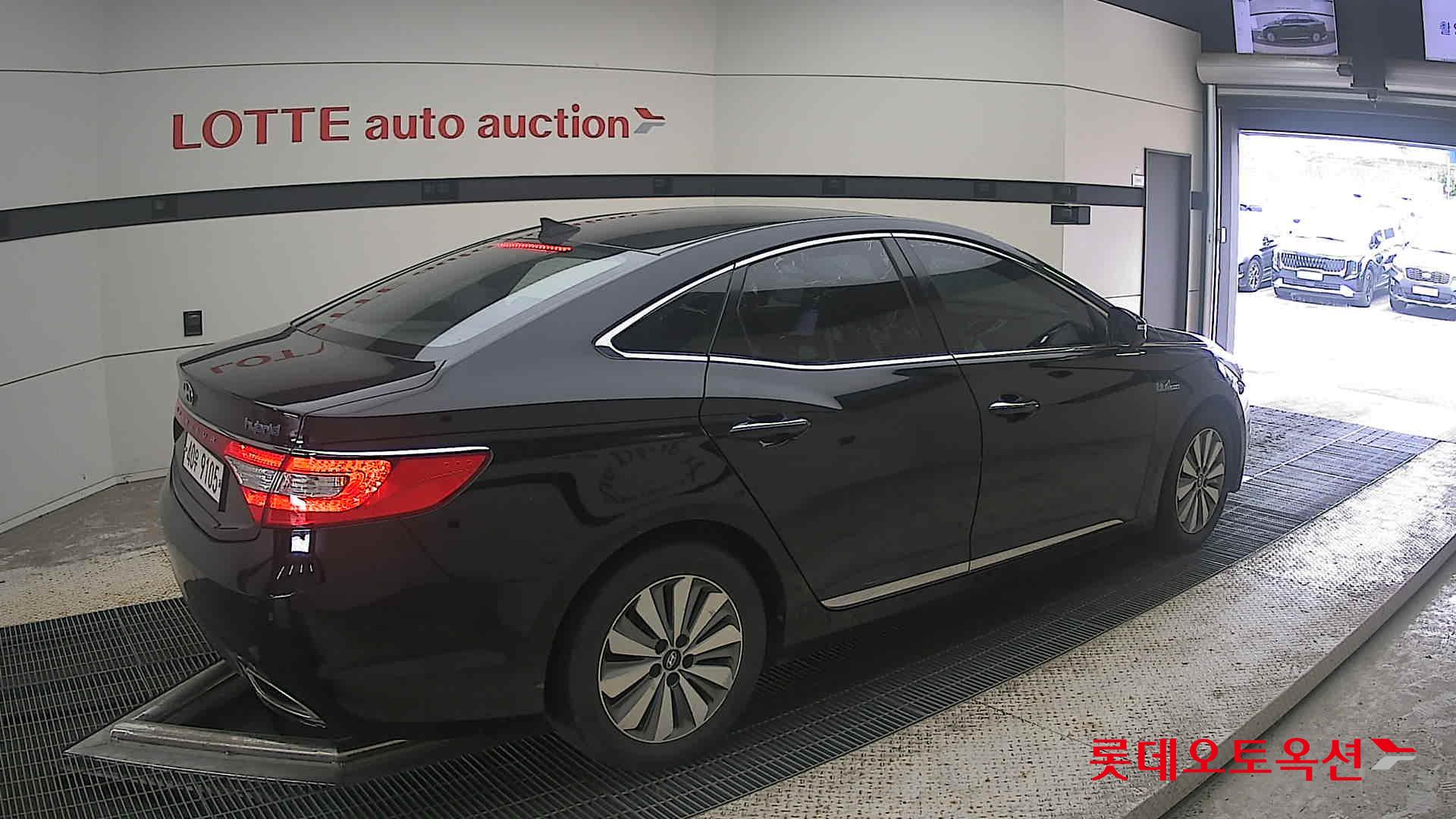 2015 - hyundai grandeur