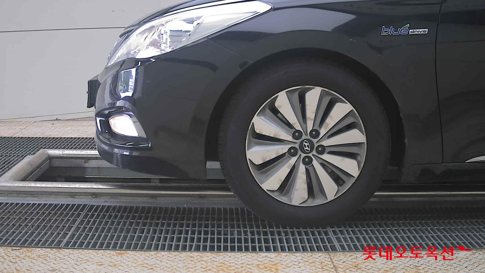 2015 - hyundai grandeur